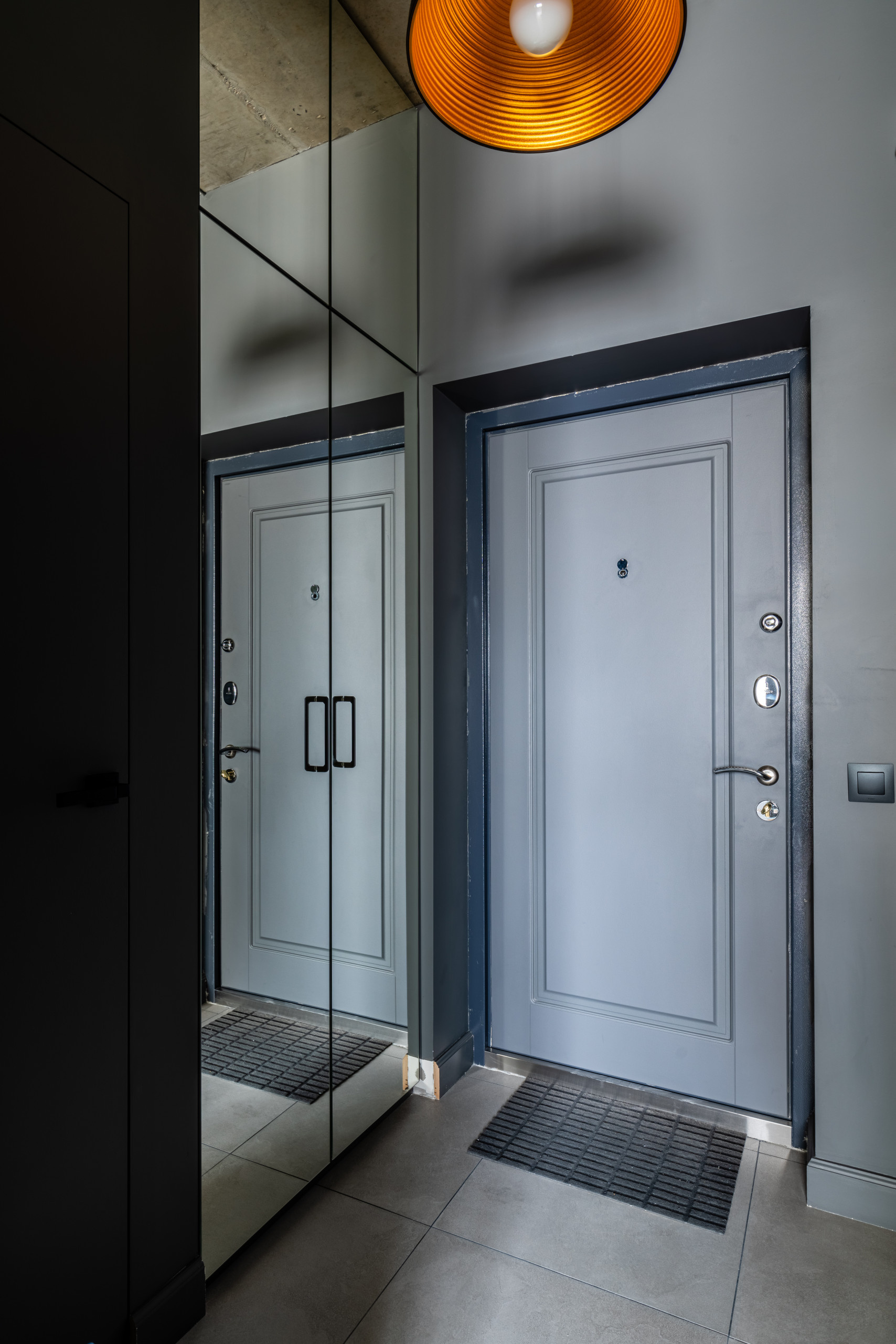 Проект недели: Графичная ванная комната для семьи с ребенком