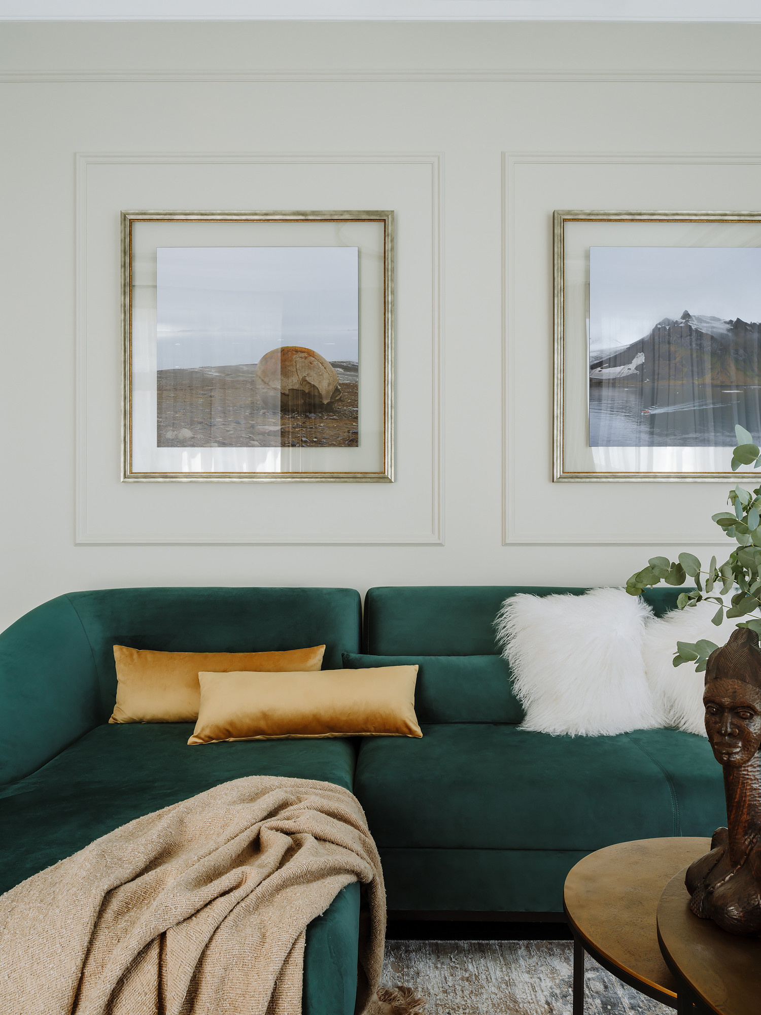 Houzz тур: Квартира с «космической» детской и зеленым диваном