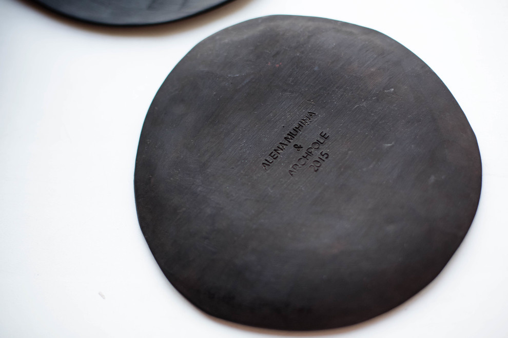 Портрет: Лаконичная керамика от Алены Мухиной