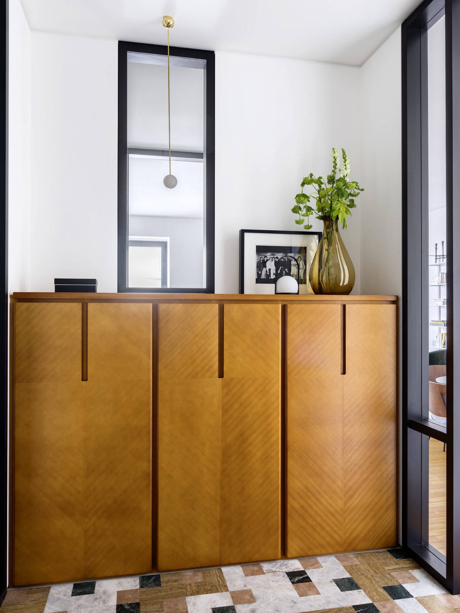 Houzz тур: Гарсоньерка с крошечной кухней