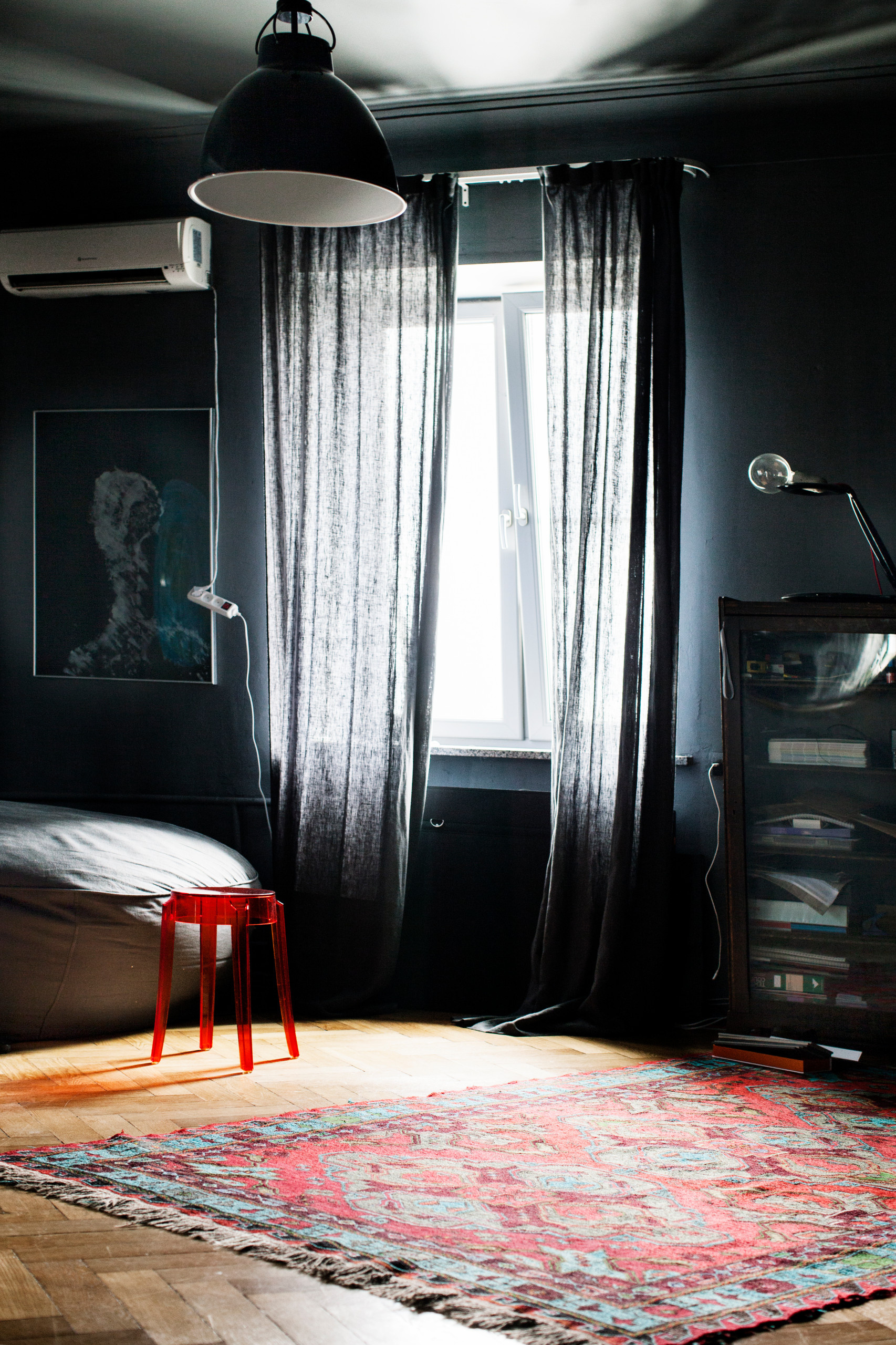 В гостях: Московская квартира архитектора, превращенная в бюро