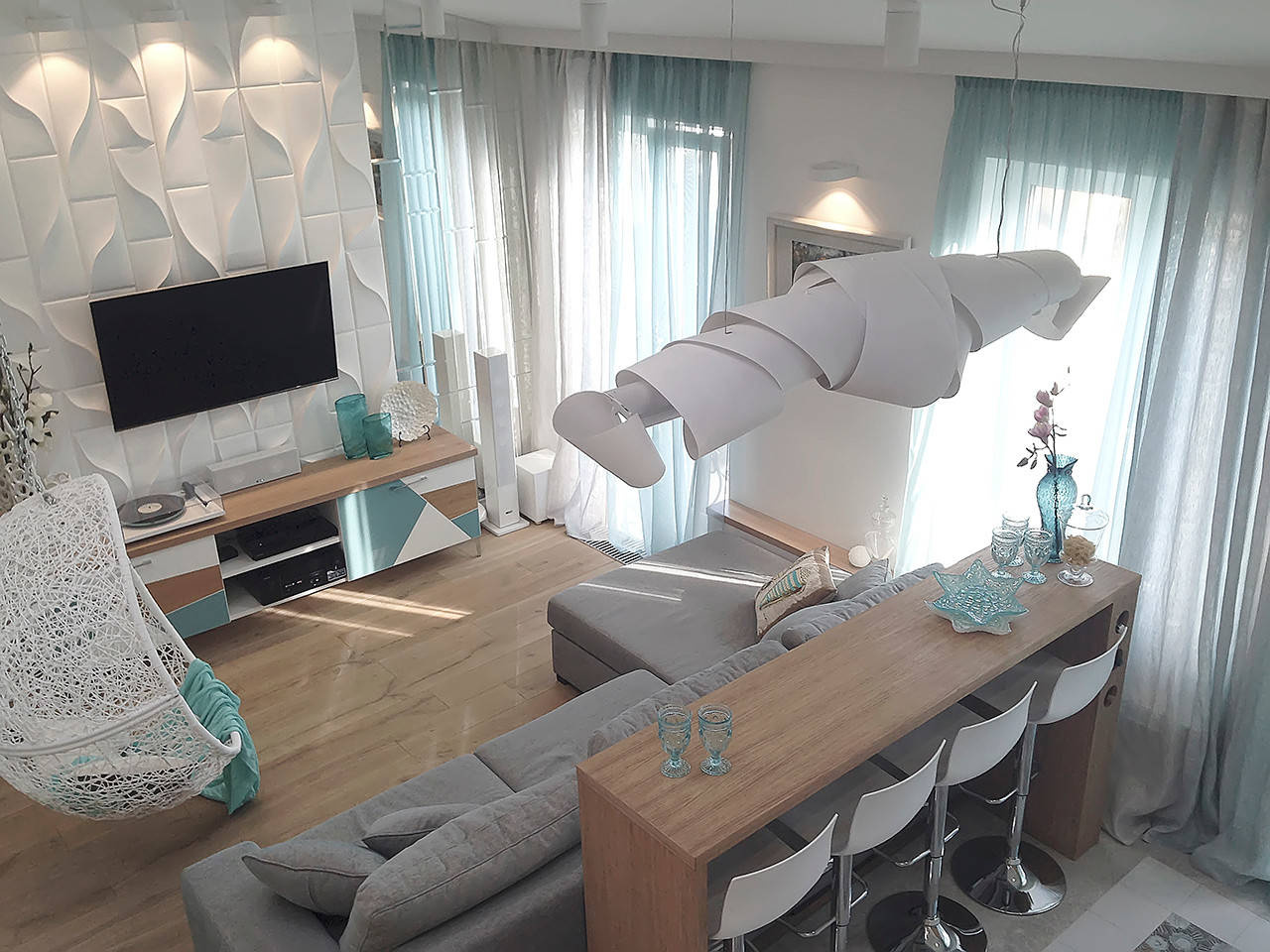 Houzz тур: Двухъярусная мансарда в центре Москвы