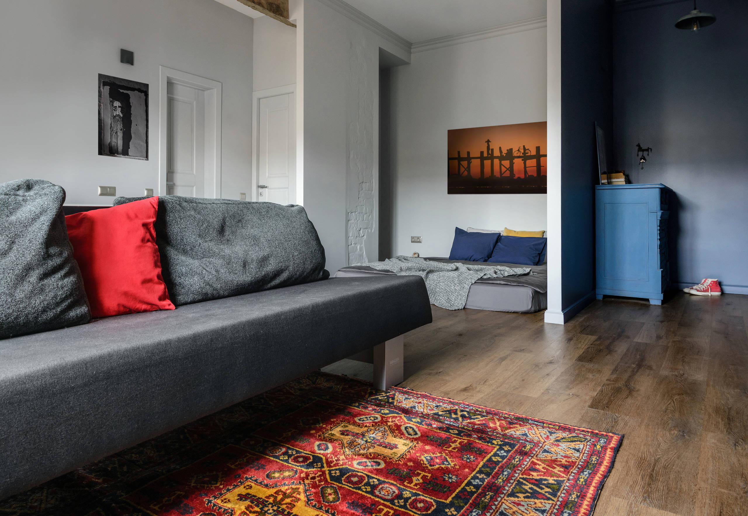 До и после: «Сталинка» в Новосибирске с «бабушкиным» ремонтом