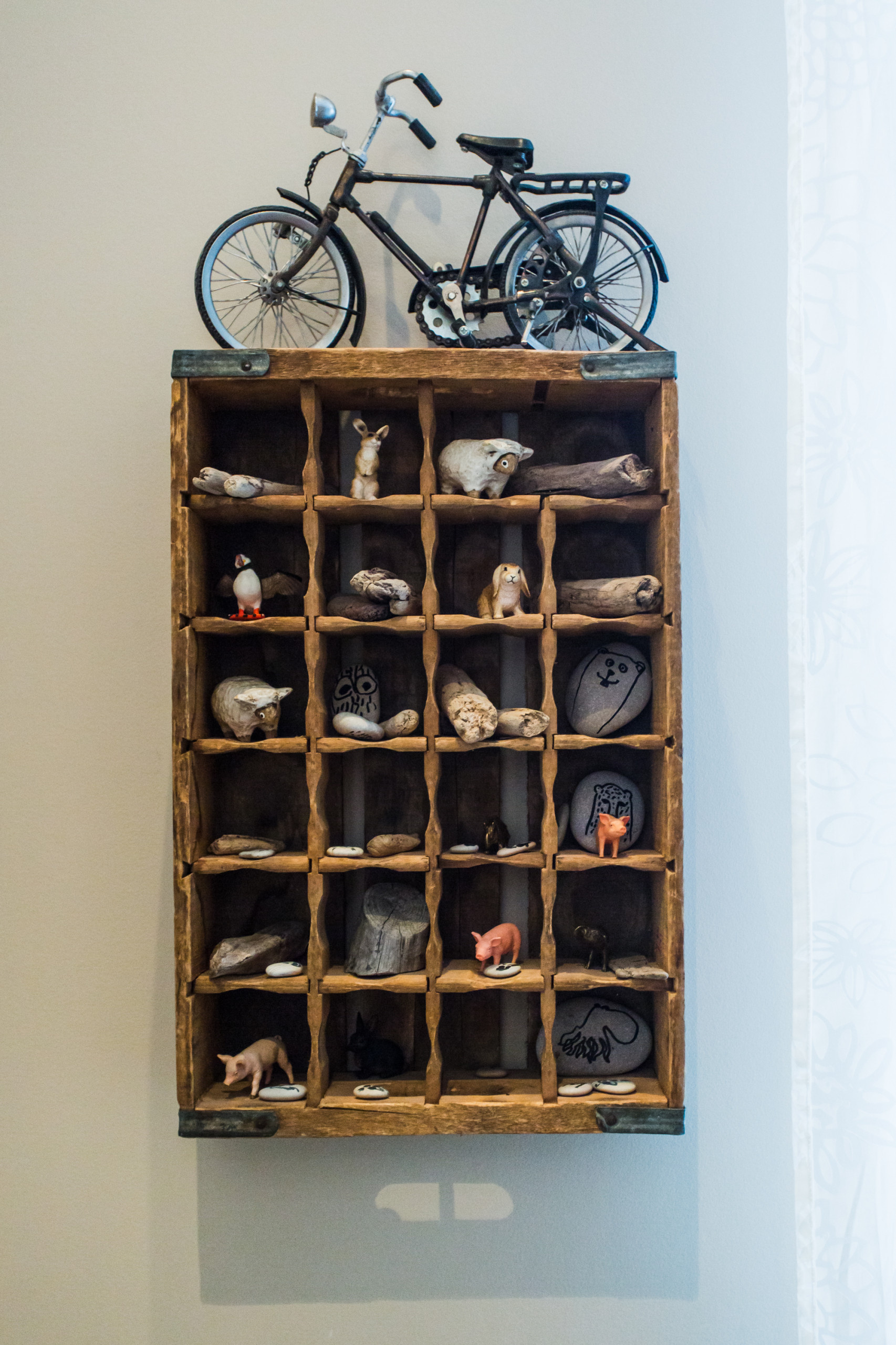 В гостях: Квартира в Звенигороде, полная детей и искусства