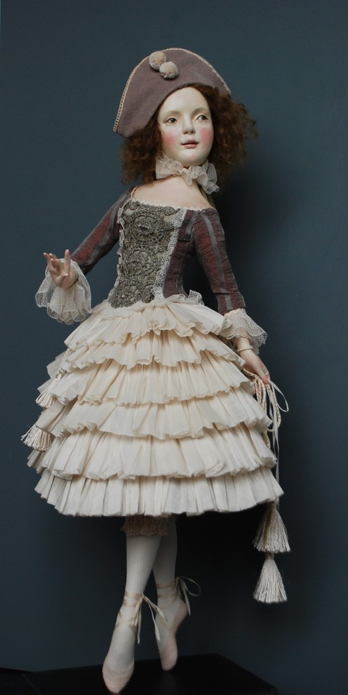 В гостях: Яркая квартира и мастерская художницы по куклам