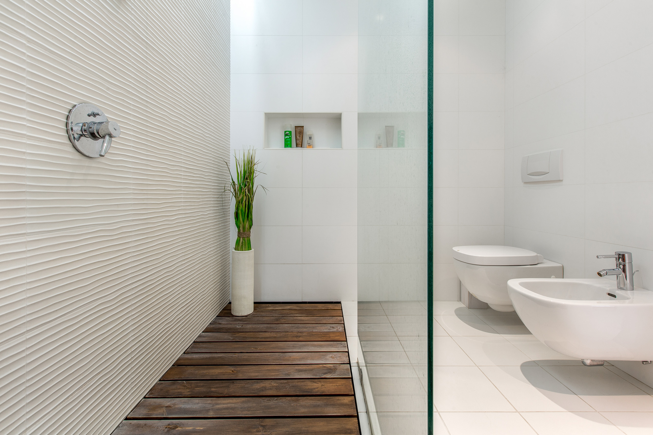 Houzz тур: Треть дома в Самаре с белыми интерьерами