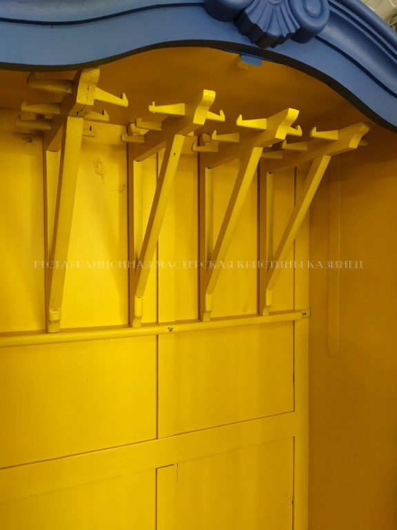 Смета и сроки: 212 000 ₽ и 13 недель на перекраску старой мебели