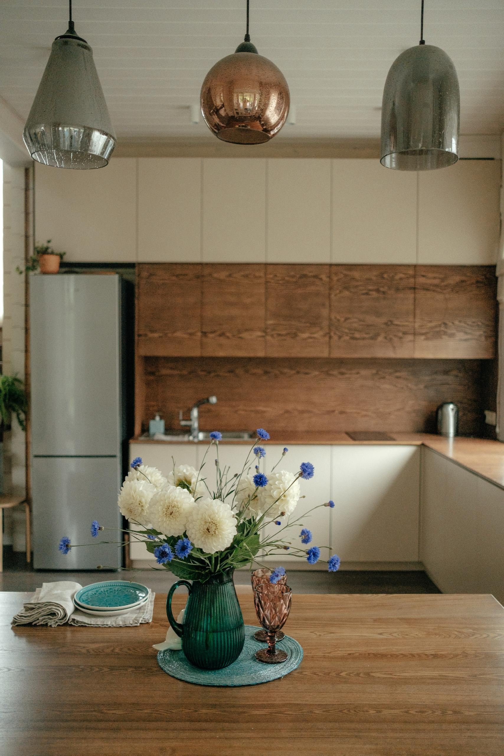 В гостях: Дача архитектора в сосновом лесу