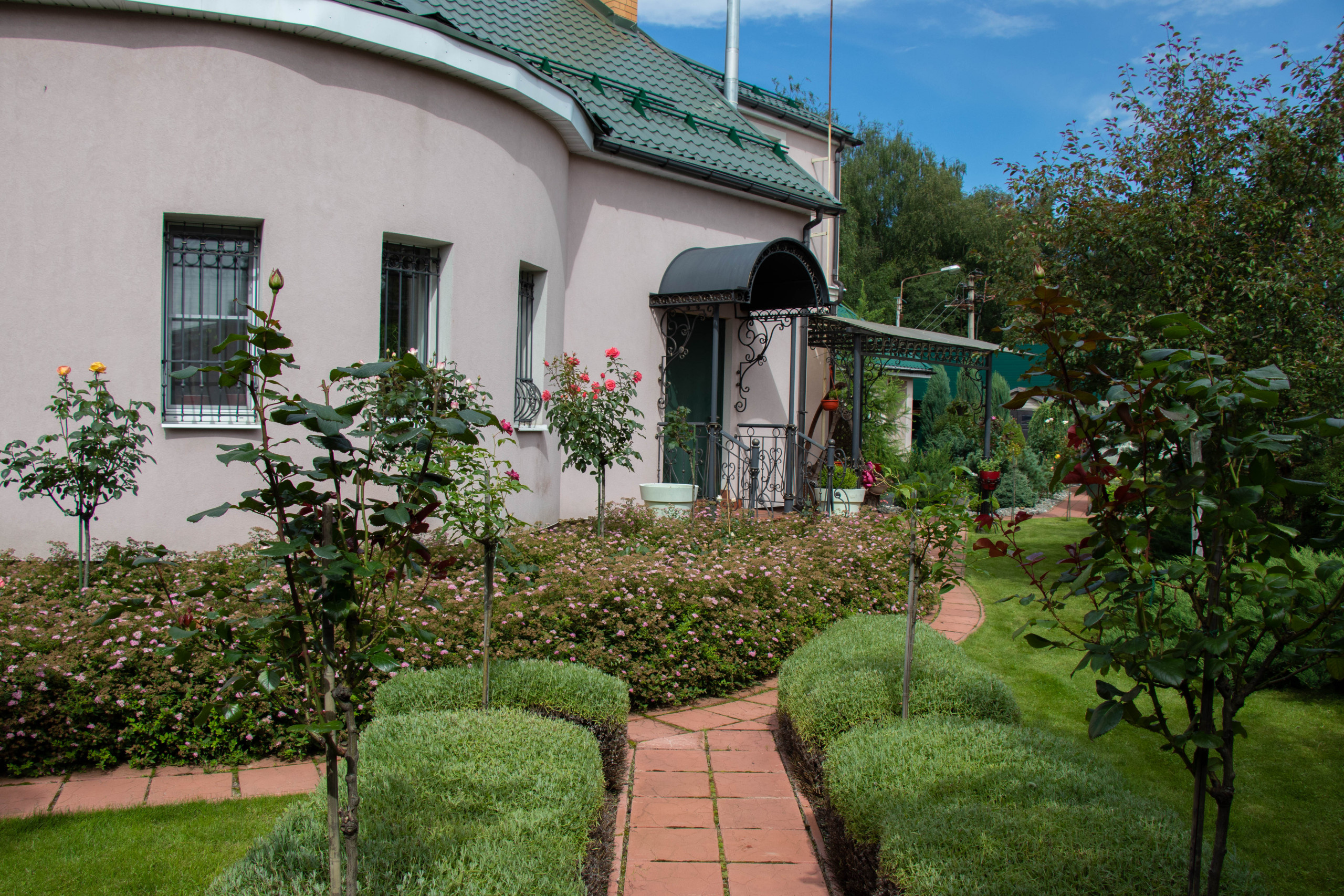 В гостях: Садик в подмосковных Рыбаках — как во Франции