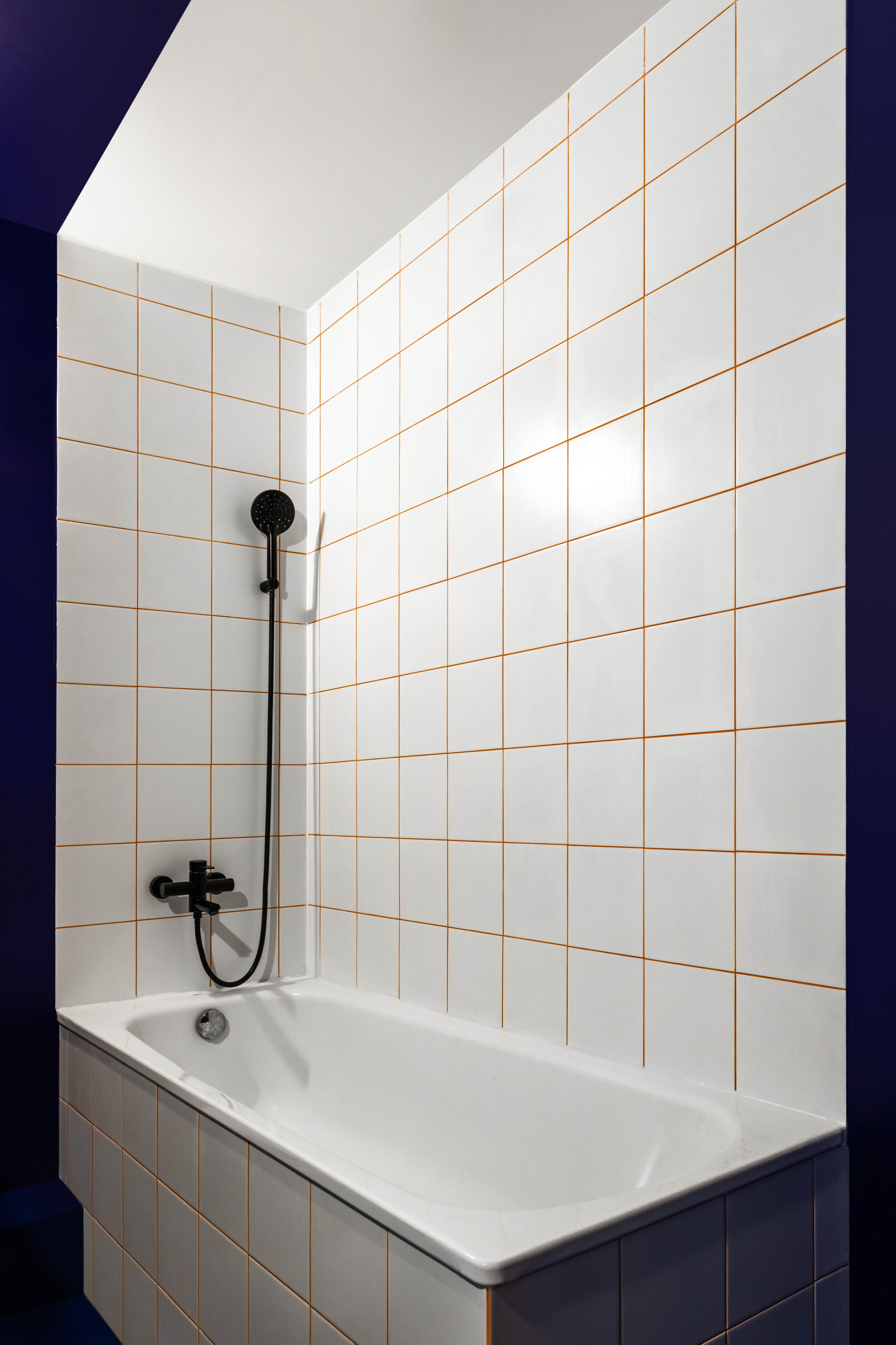 Houzz тур: Квартира в Уфе с яркой кухней и монохромной спальней