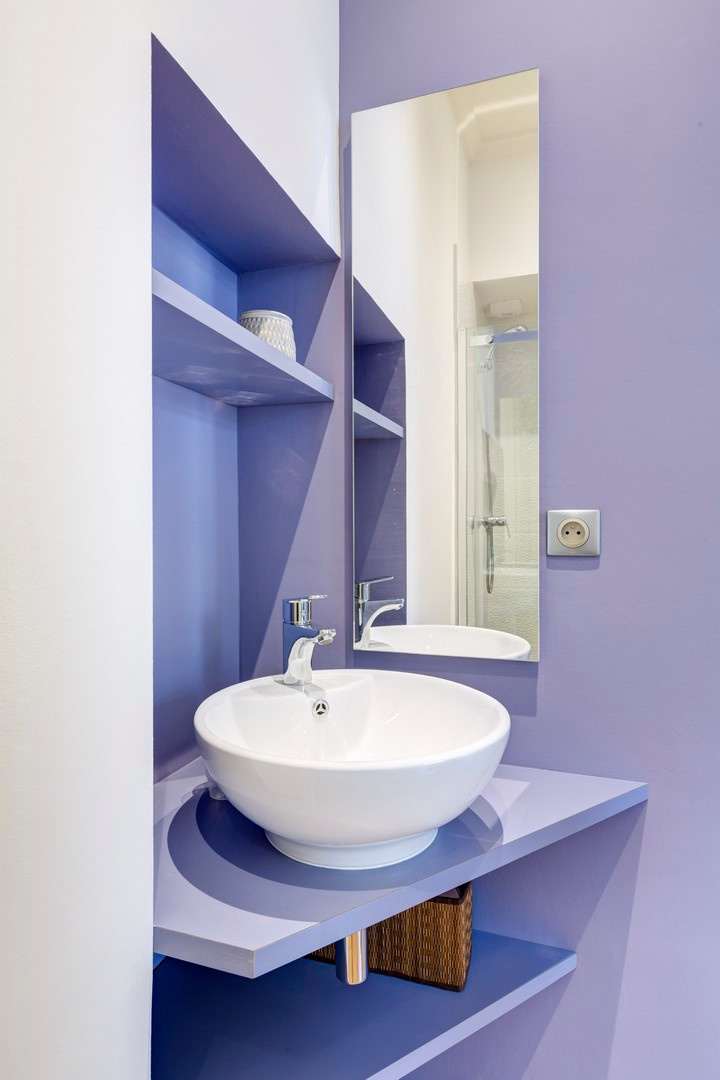 Фотоохота: 15 примеров, где использовать цвет года «барвинок»