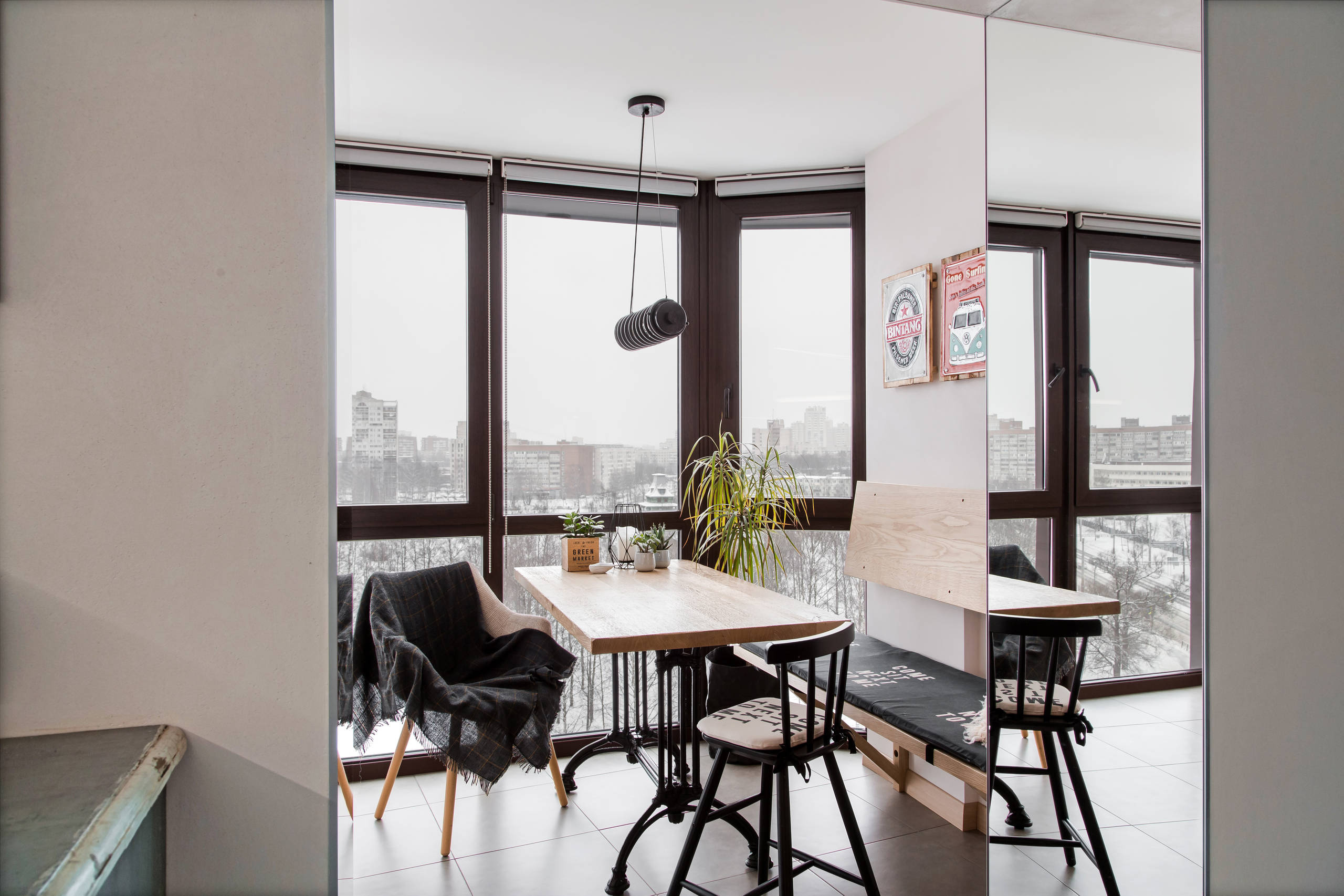 В гостях: Квартира в Питере — с мастерской и пивоварней