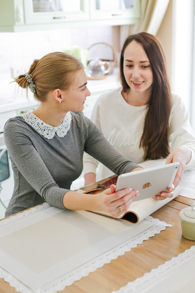 В гостях: Квартира в Екатеринбурге с настроением загородного дома