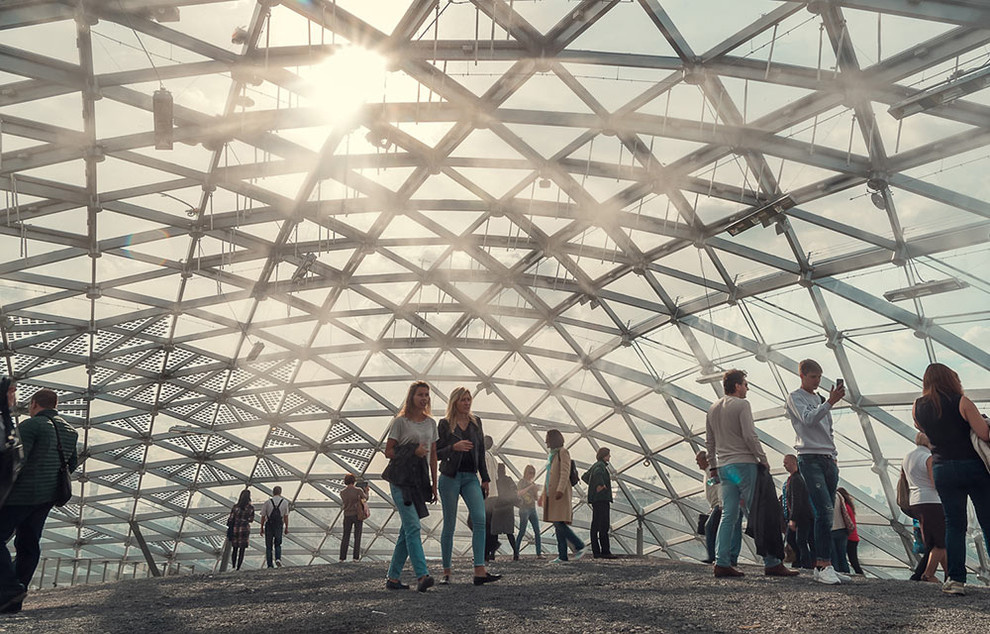 Как правильно: Организовать туман в саду