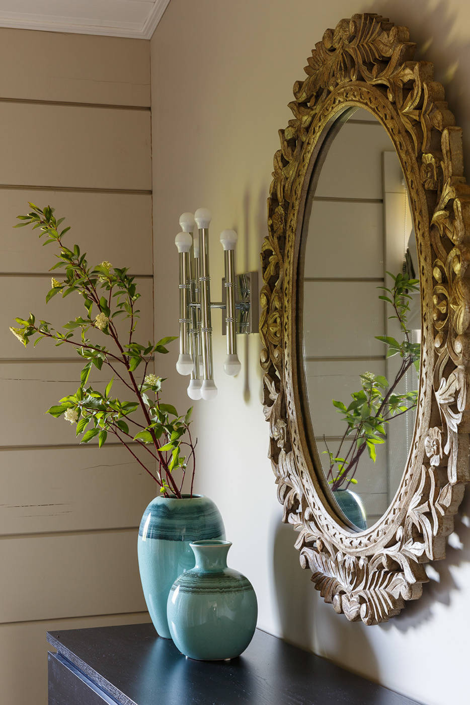 Houzz тур: Дом, где на стене «прорастают» деревья