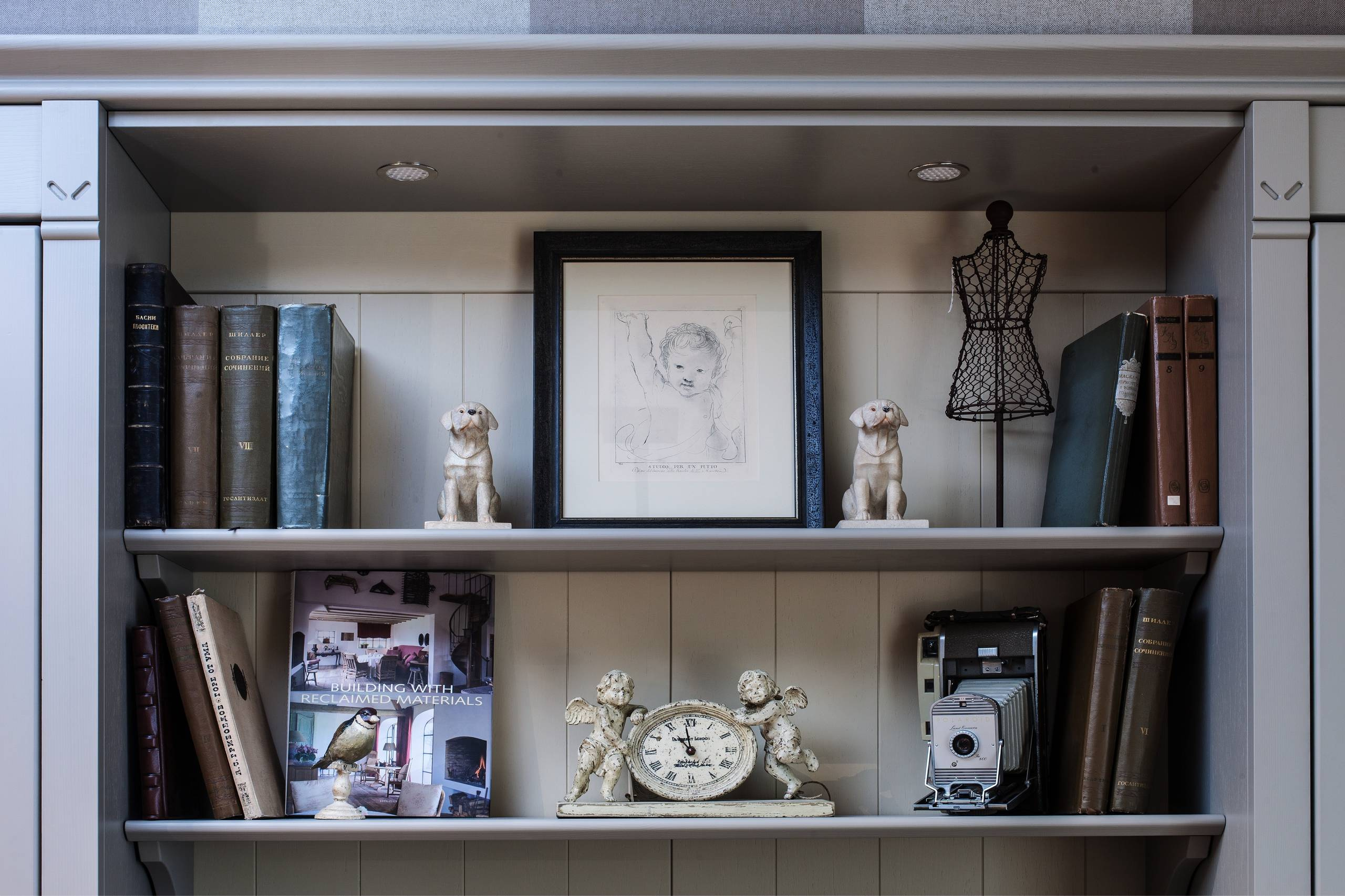 Читать не перечитать: Как хранить книги в ограниченном пространстве