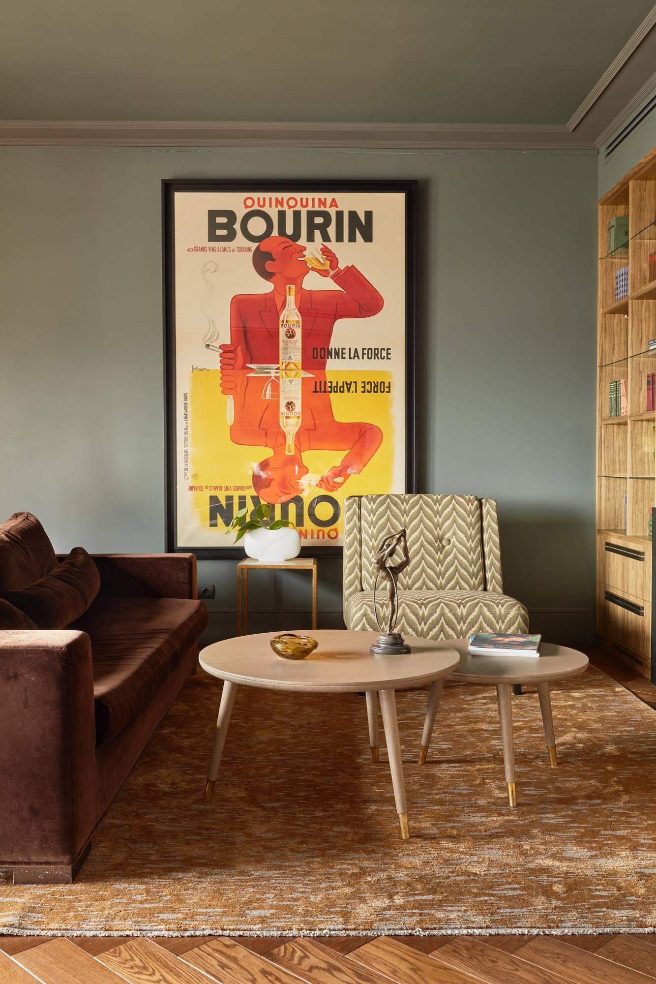 Как правильно: Убрать запах дыма, если вы курите в квартире