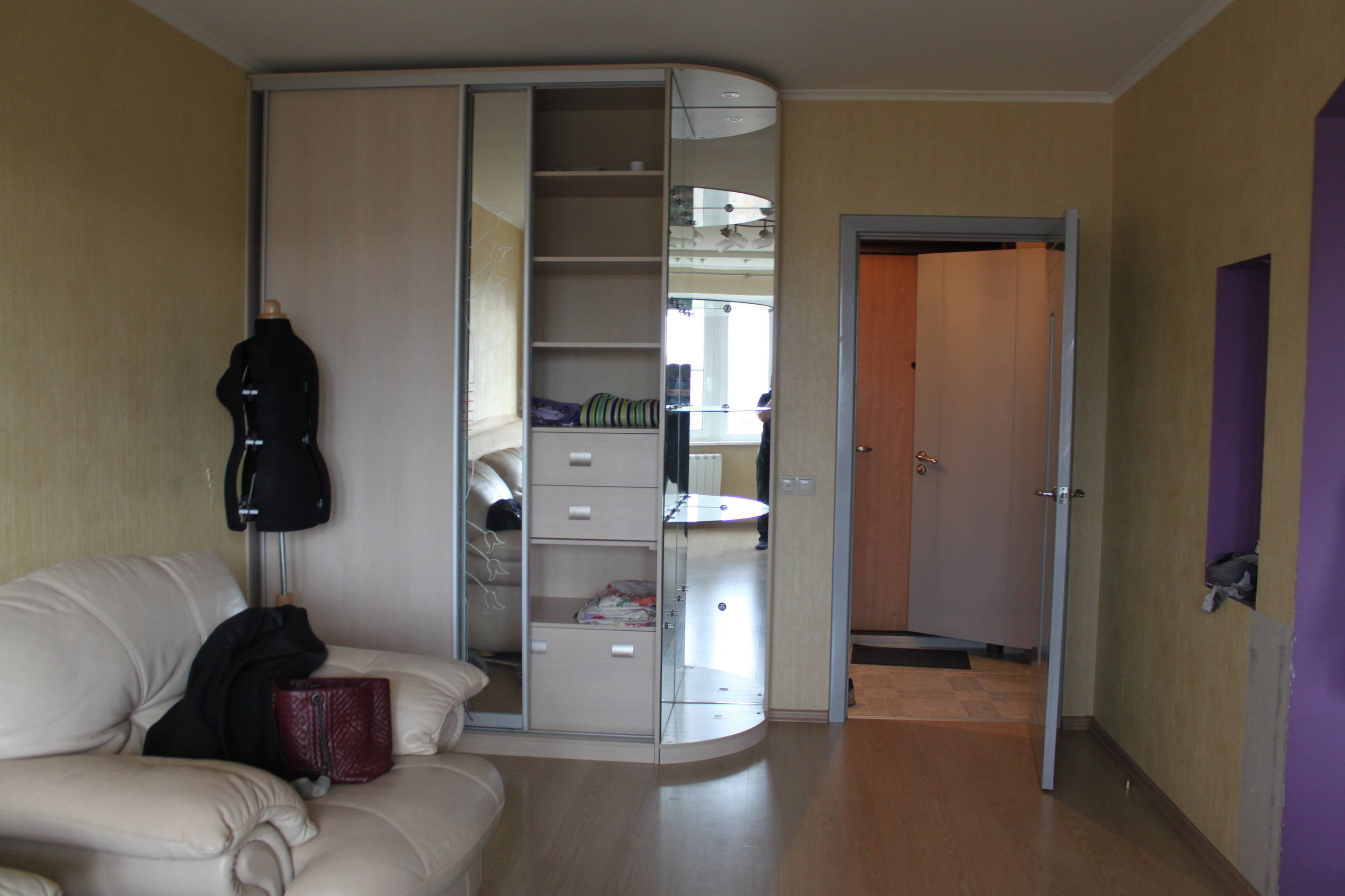 До и после: Маленькая квартира с кухней «в кармане»