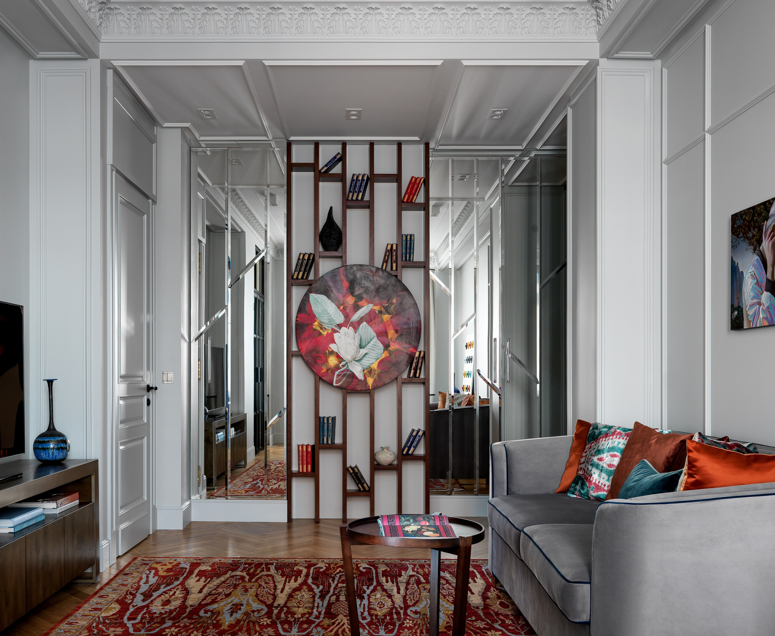 Houzz тур: Высотка на Котельнической, где жила советская богема