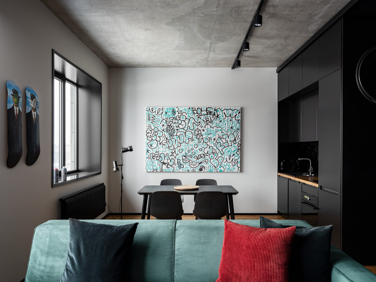 Houzz тур: Практичный минимализм для любителя триатлона