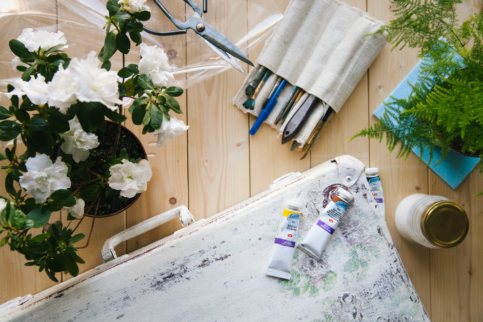 DIY: Кашпо для цветов из чемодана