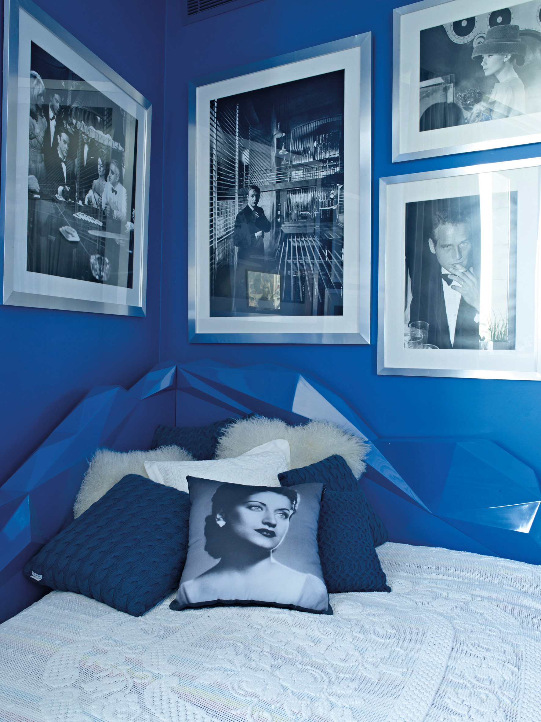 Дизайн-дебаты: Быть или не быть ярким цветам в интерьере