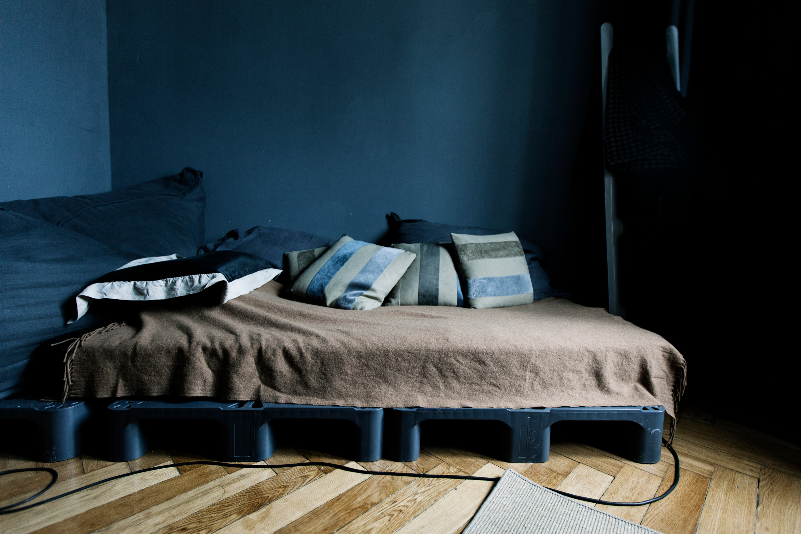 В гостях: Московская квартира архитектора, превращенная в бюро