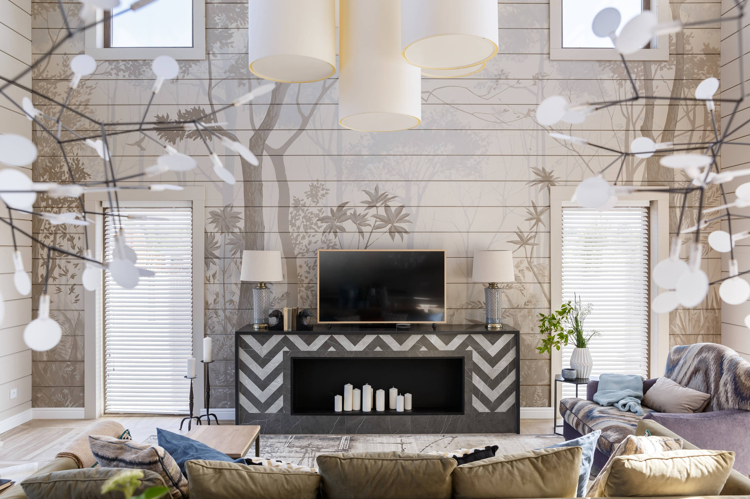 Houzz тур: Дом, где на стене «прорастают» деревья