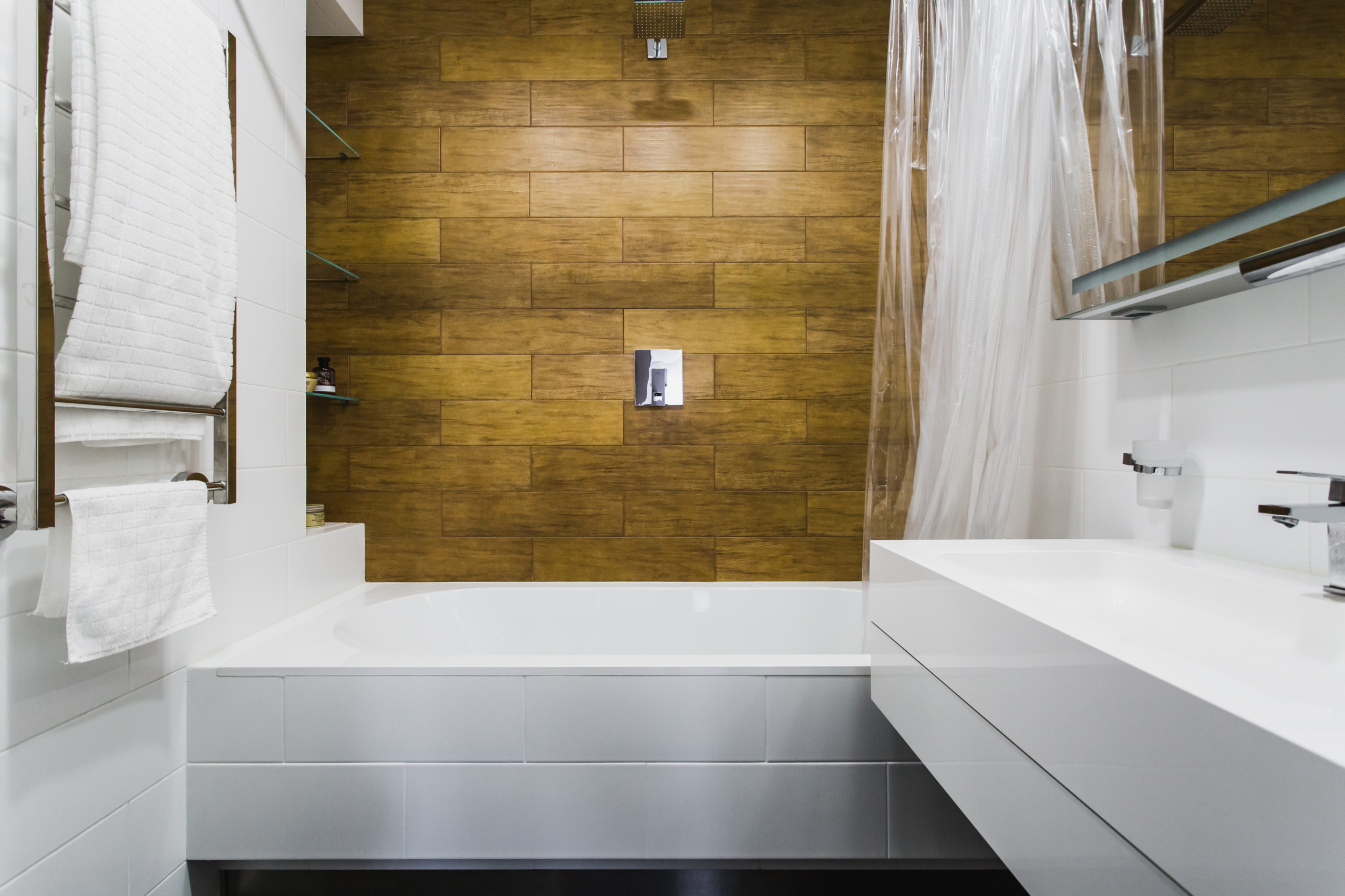 В гостях: Натуральное дерево, свет и минимализм для счастливой семьи