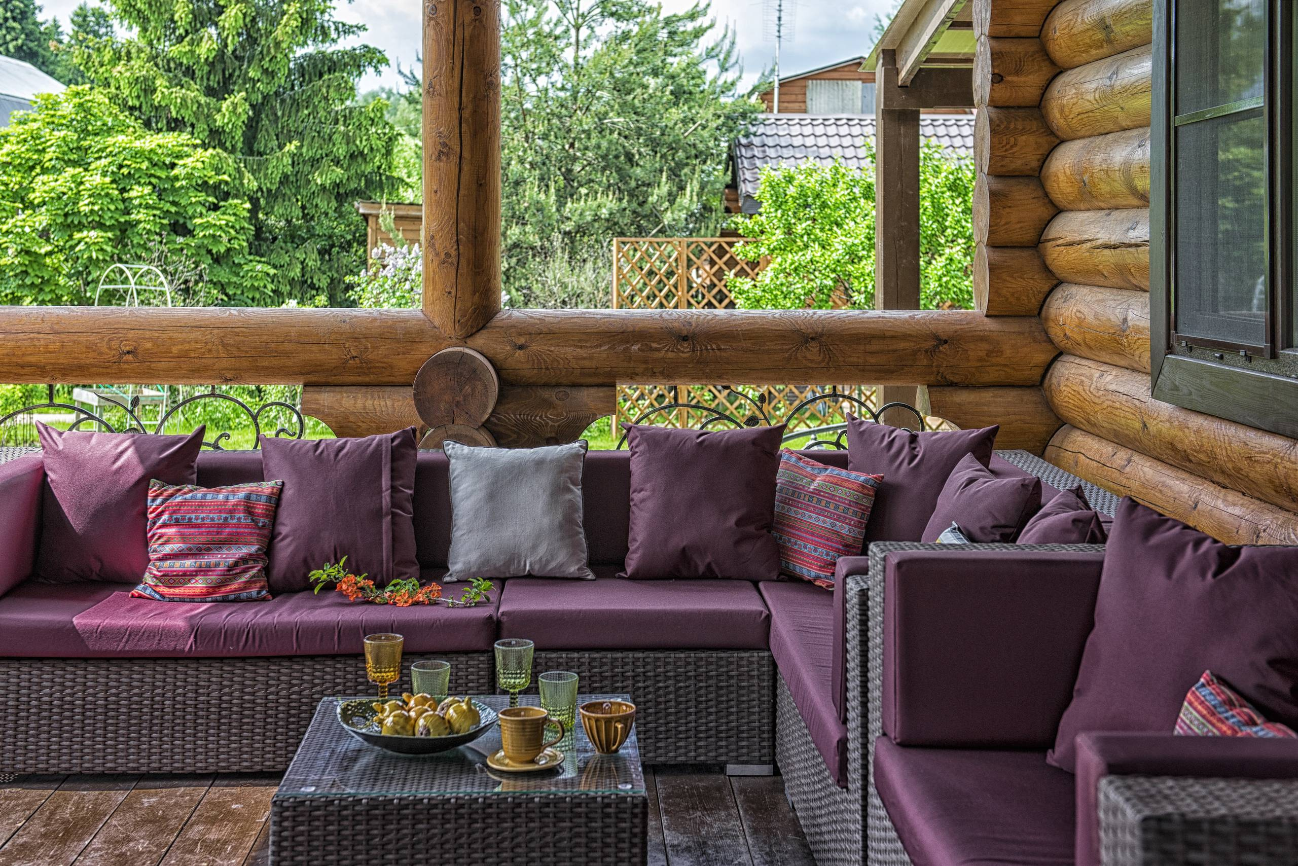 В гостях: Сруб с африканскими мотивами под Истрой