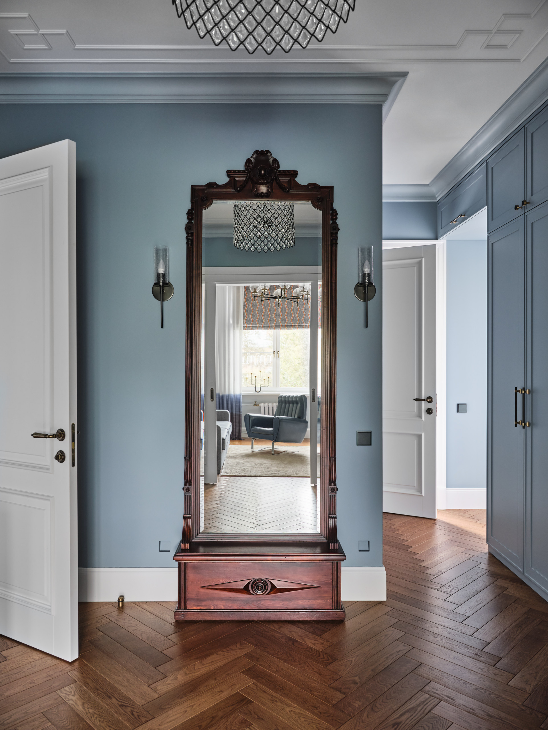 Houzz тур: Квартира в «сталинке» для семьи с тремя детьми