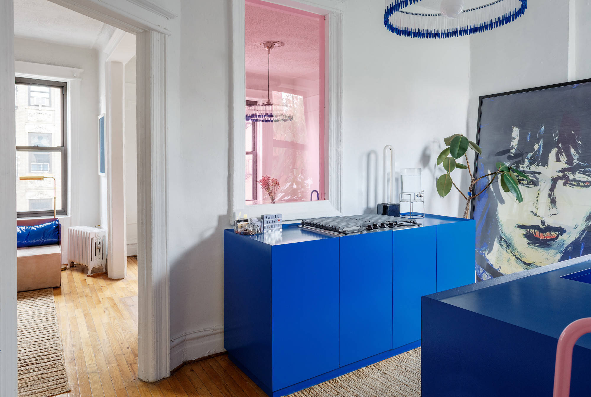 Просто фото: Кухни с внутренним окном