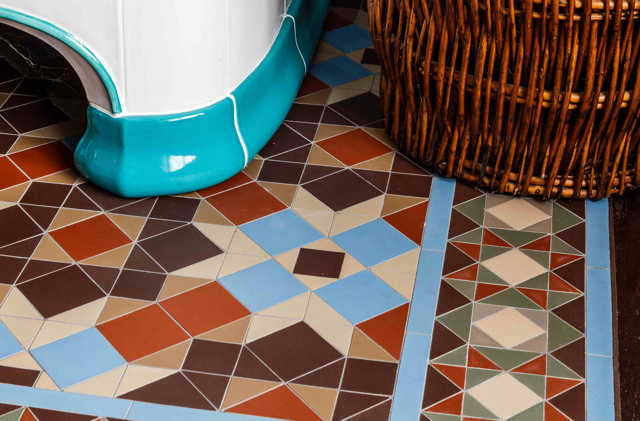 Houzz тур: Дом ярких орнаментов для собирателя древностей из Краснодара