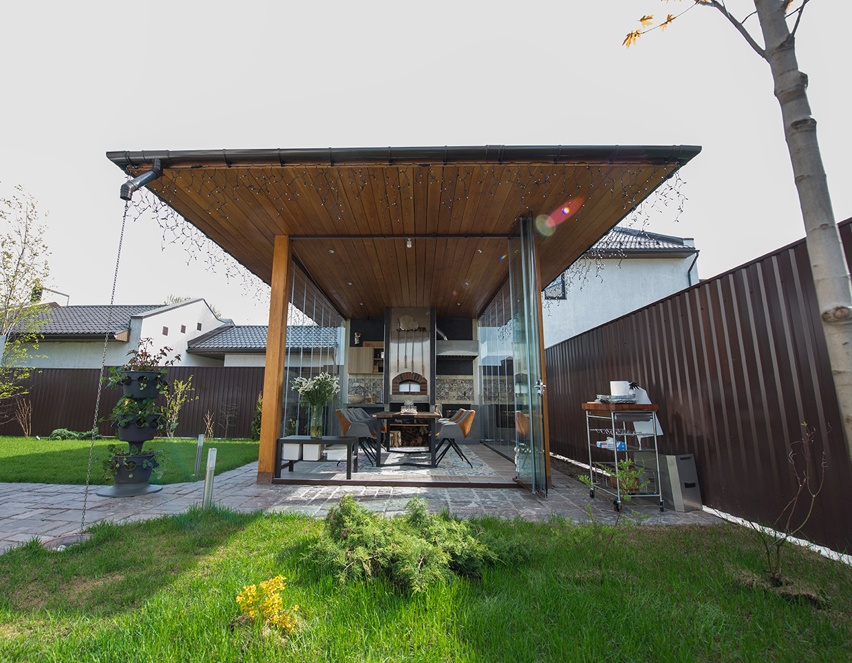 Проект недели: Садовый павильон для обедов круглый год