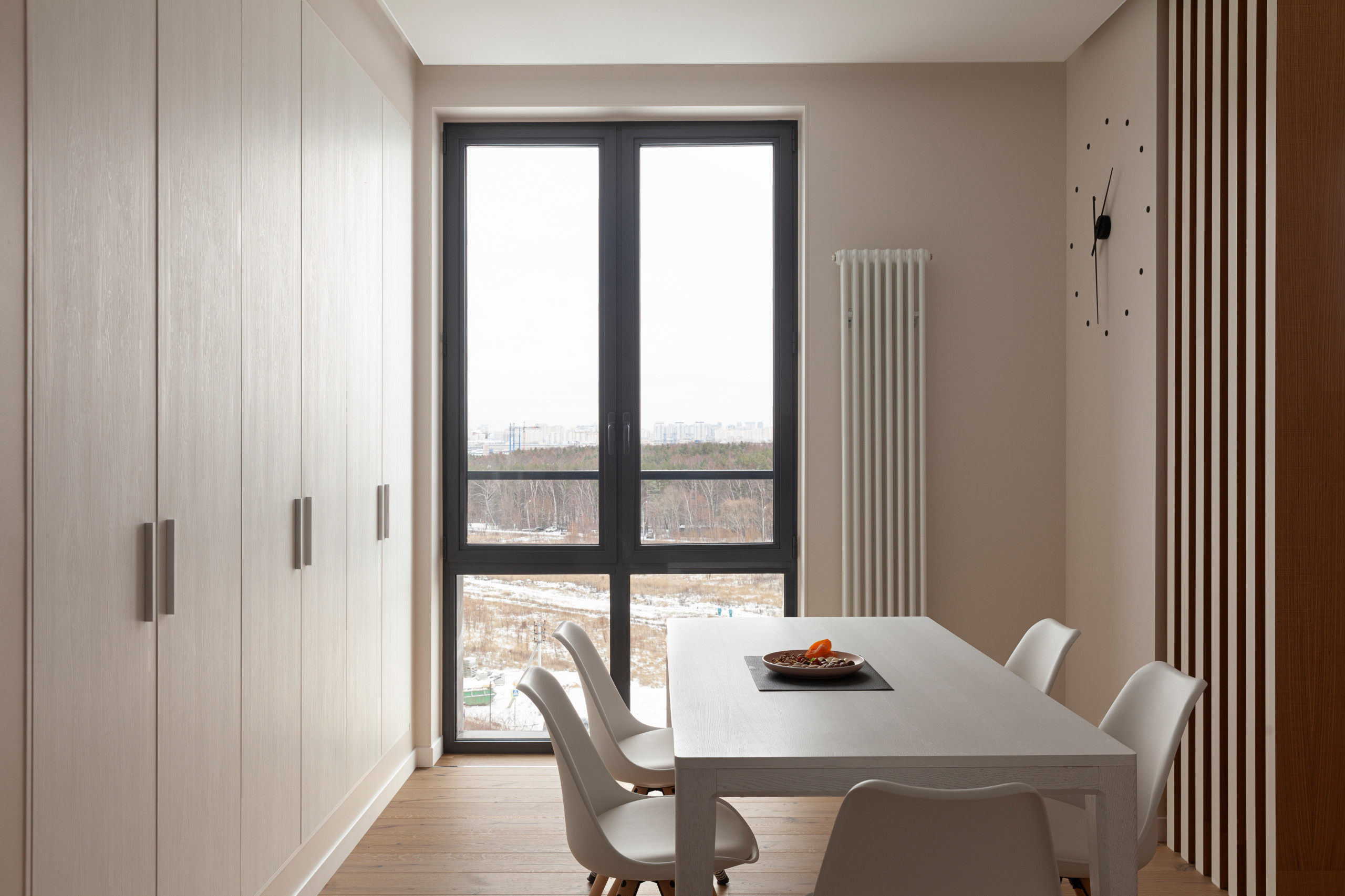 В гостях: Рациональный минимализм для молодой семьи