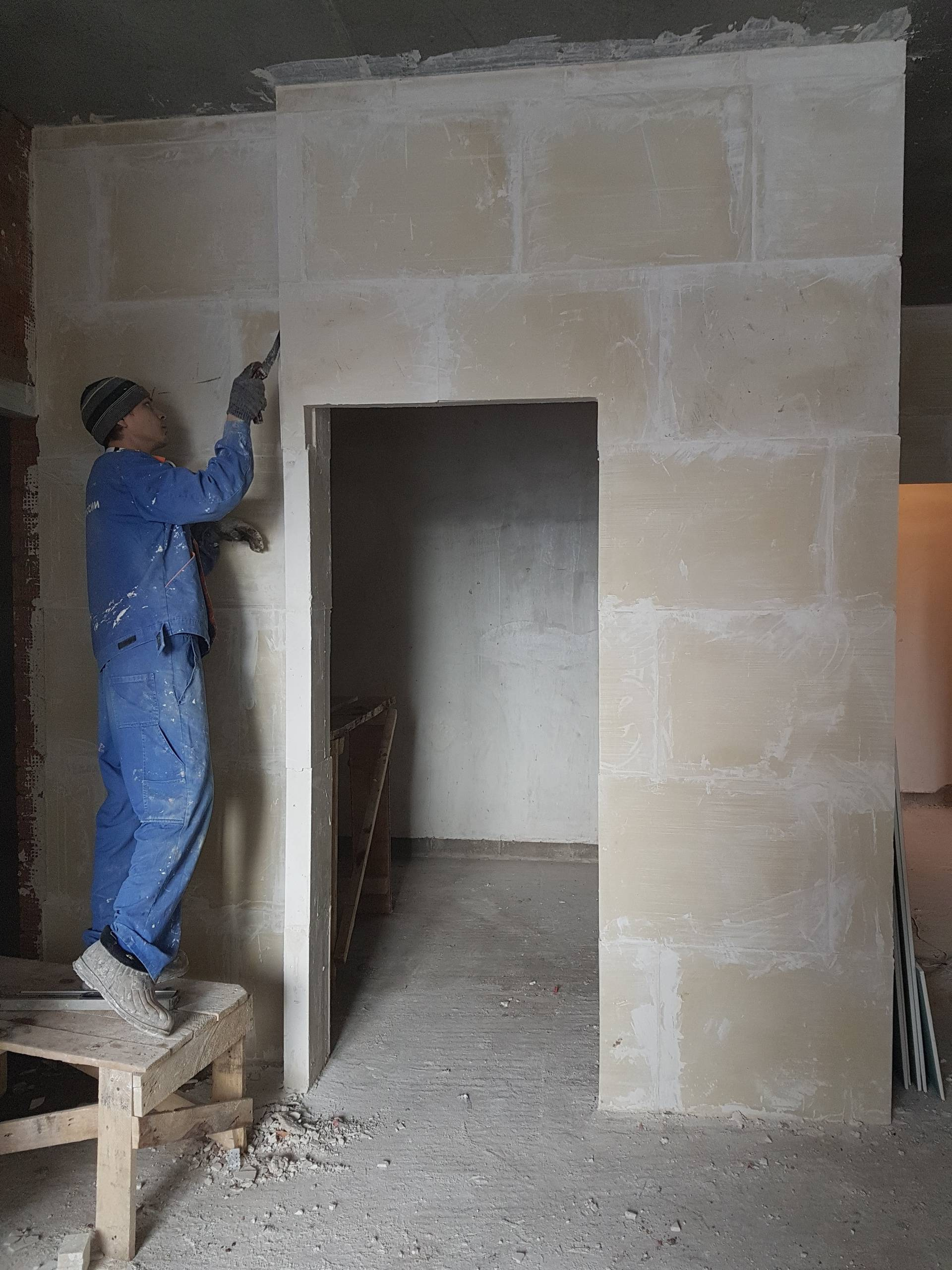 Что затягивает сроки ремонта квартир и как с этим бороться