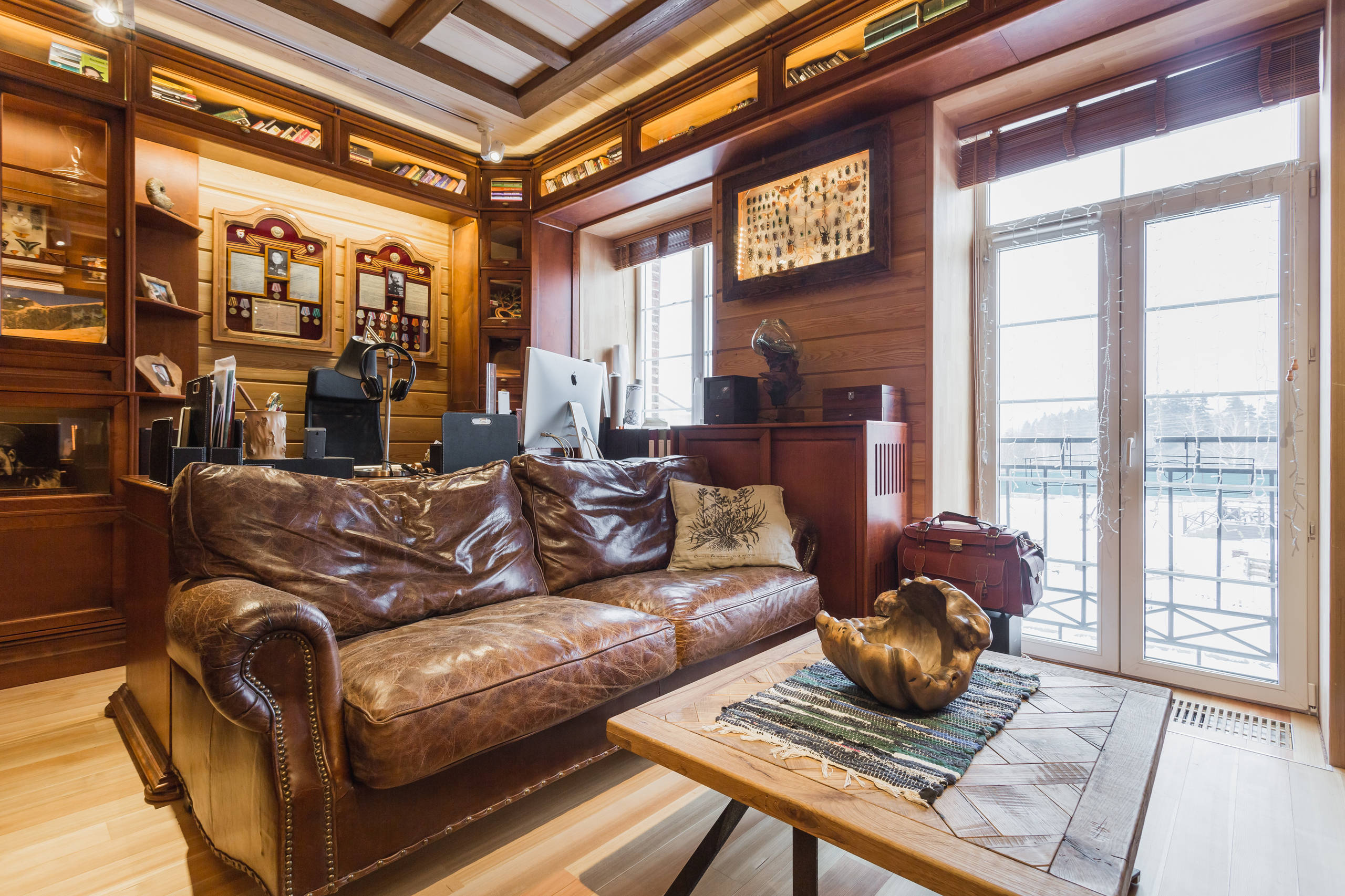 В гостях: Дом-берлога с коллекцией насекомых и детским этажом