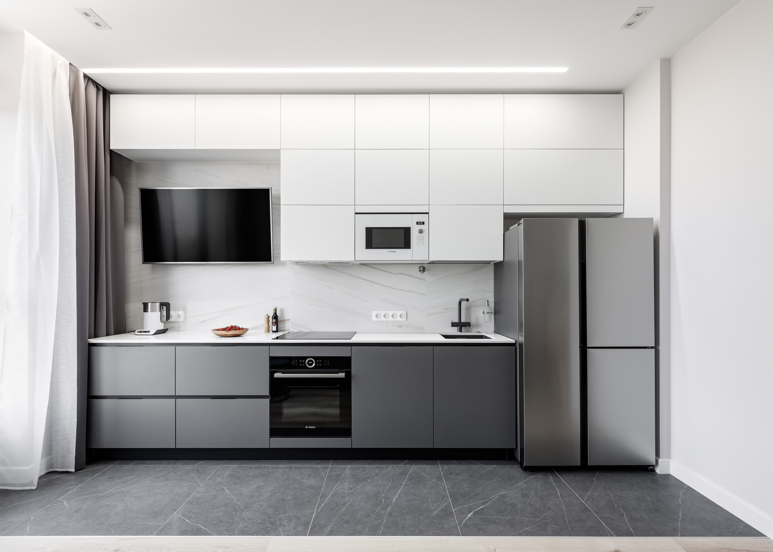 Современные кухни за 250–300 тысяч — сравниваем четыре гарнитура