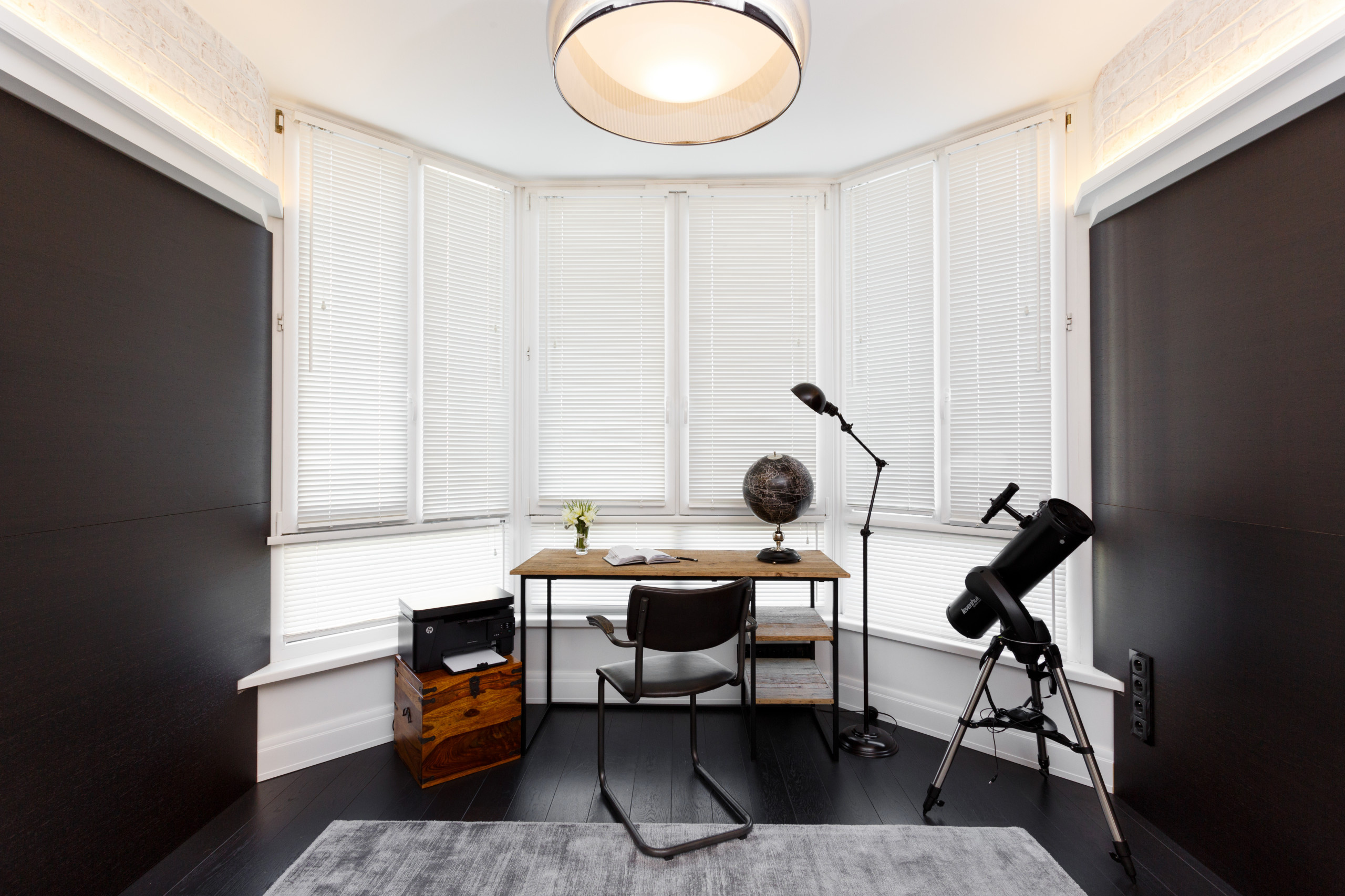 Houzz тур: Бирюзовая волна на сером песке в квартире в Калининграде