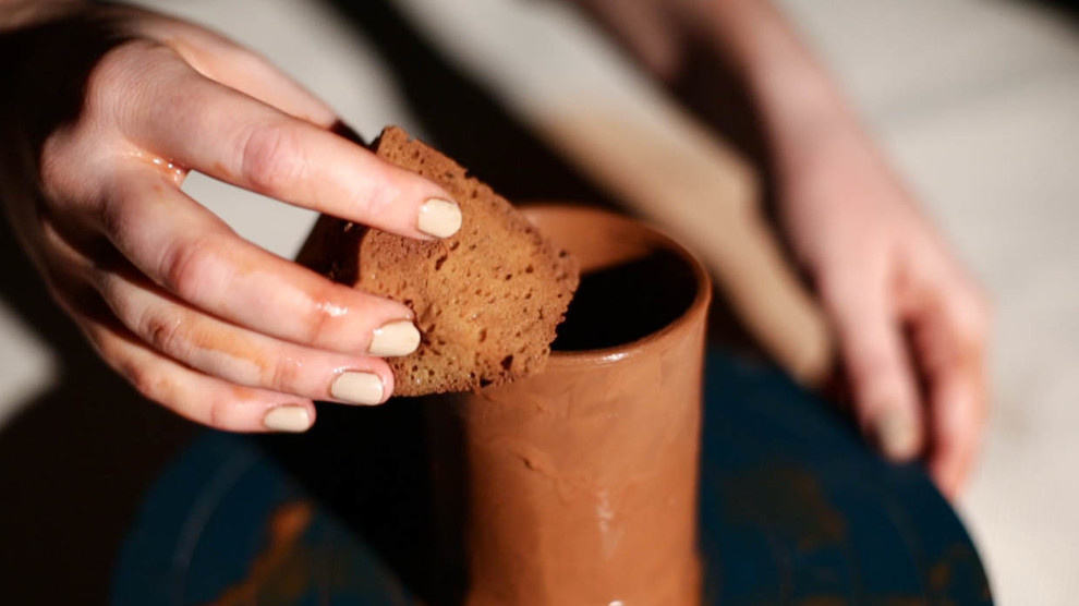 Портрет: Лаконичная керамика от Алены Мухиной