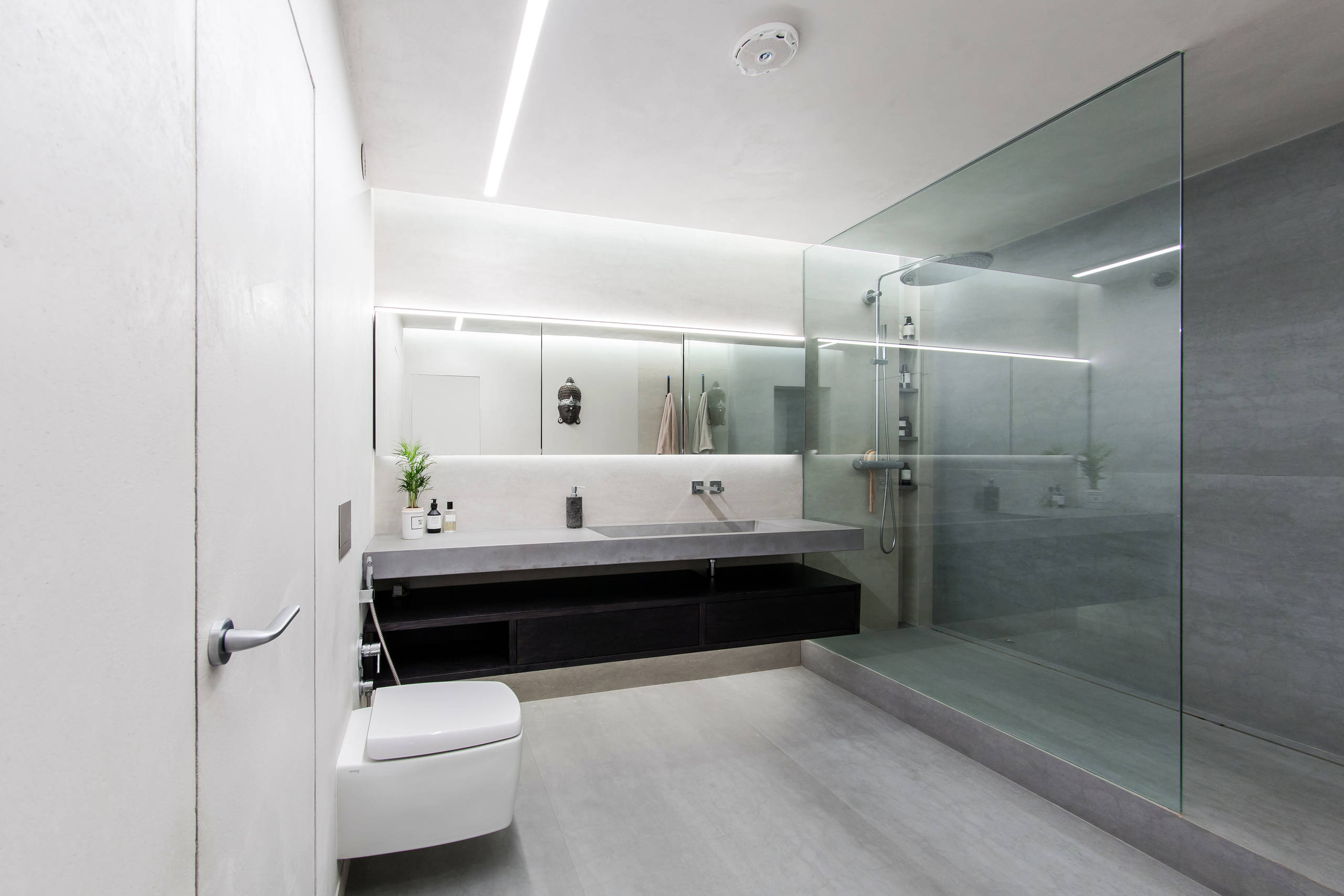 В гостях: Квартира в Питере — с мастерской и пивоварней