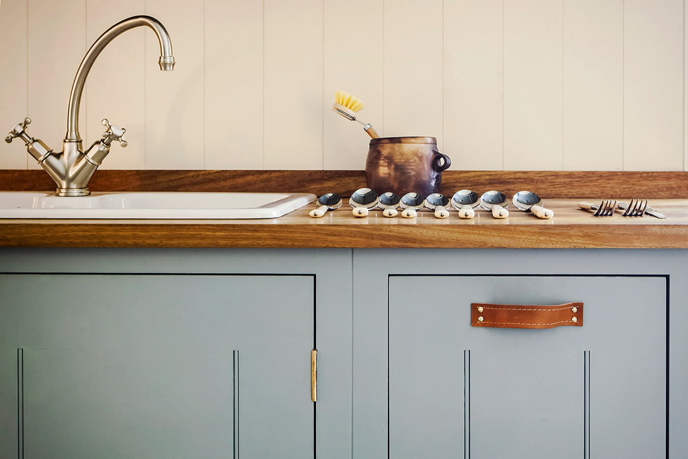 Вопрос: «Неубиваемая» кухня — это какая