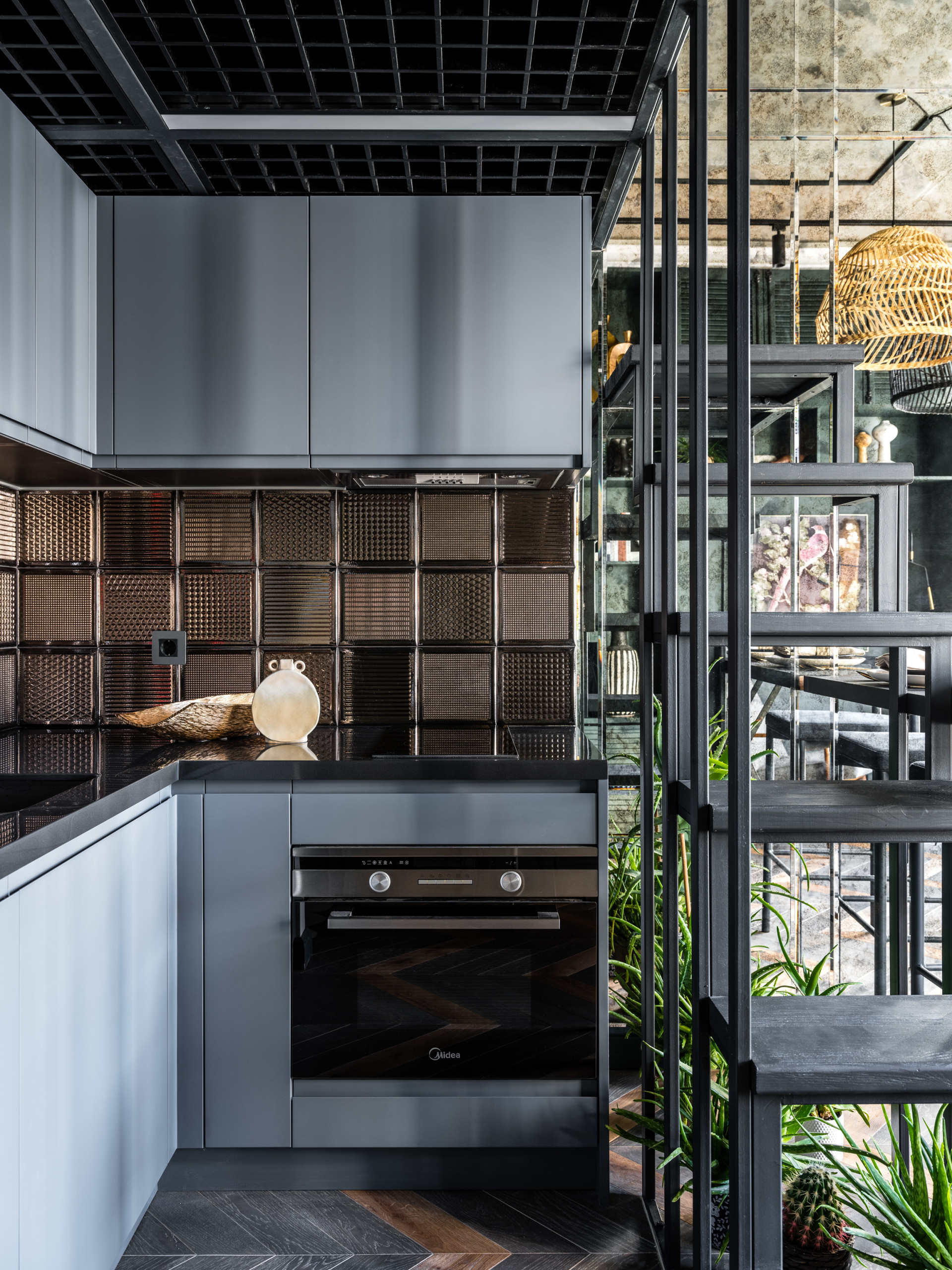 Houzz тур: 26 кв.м — квартира для кинодраматурга