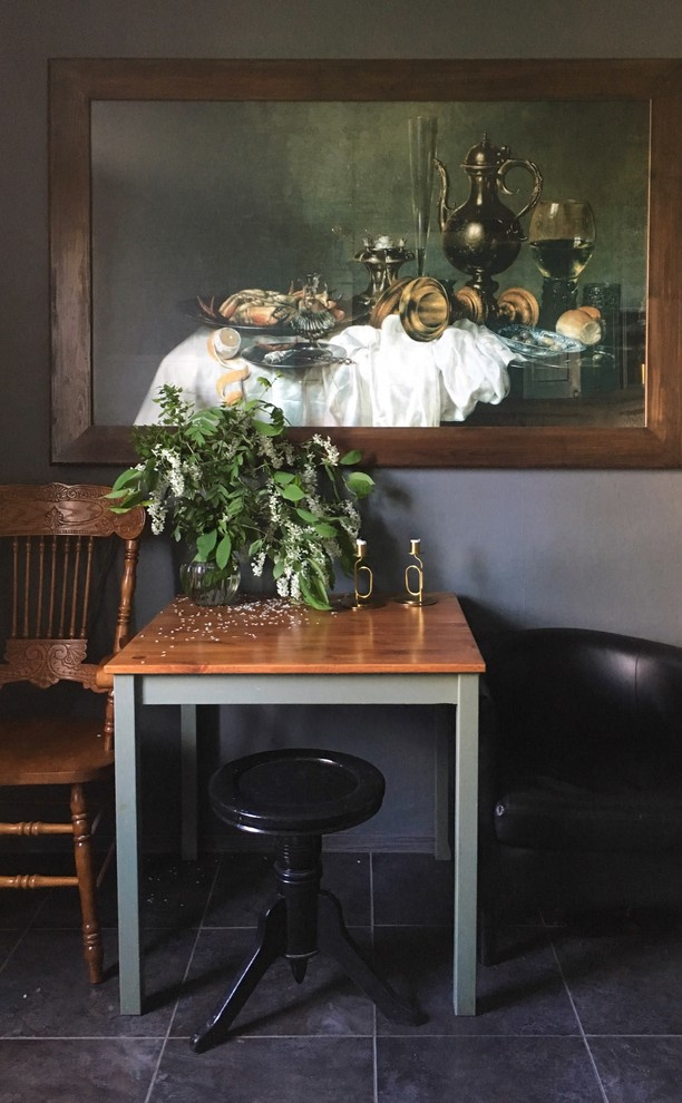 В гостях: Квартира в Петербурге, где у каждой комнаты свой цвет