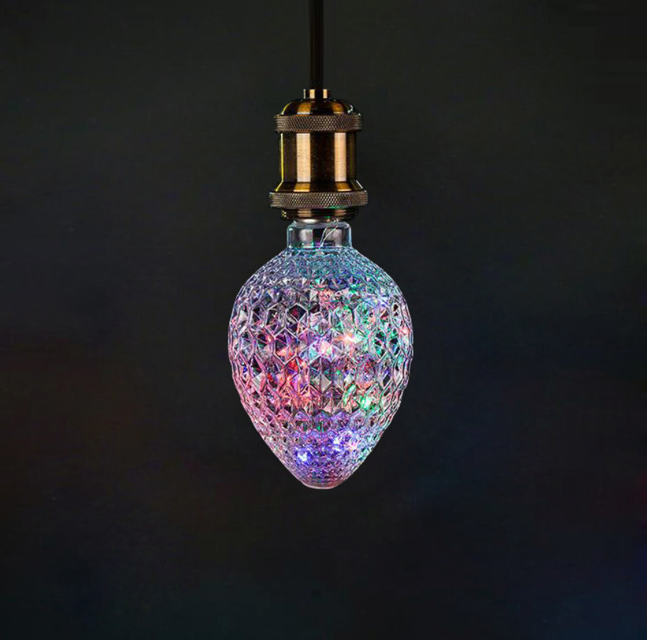 Так можно: Замените лампочку на новогоднюю