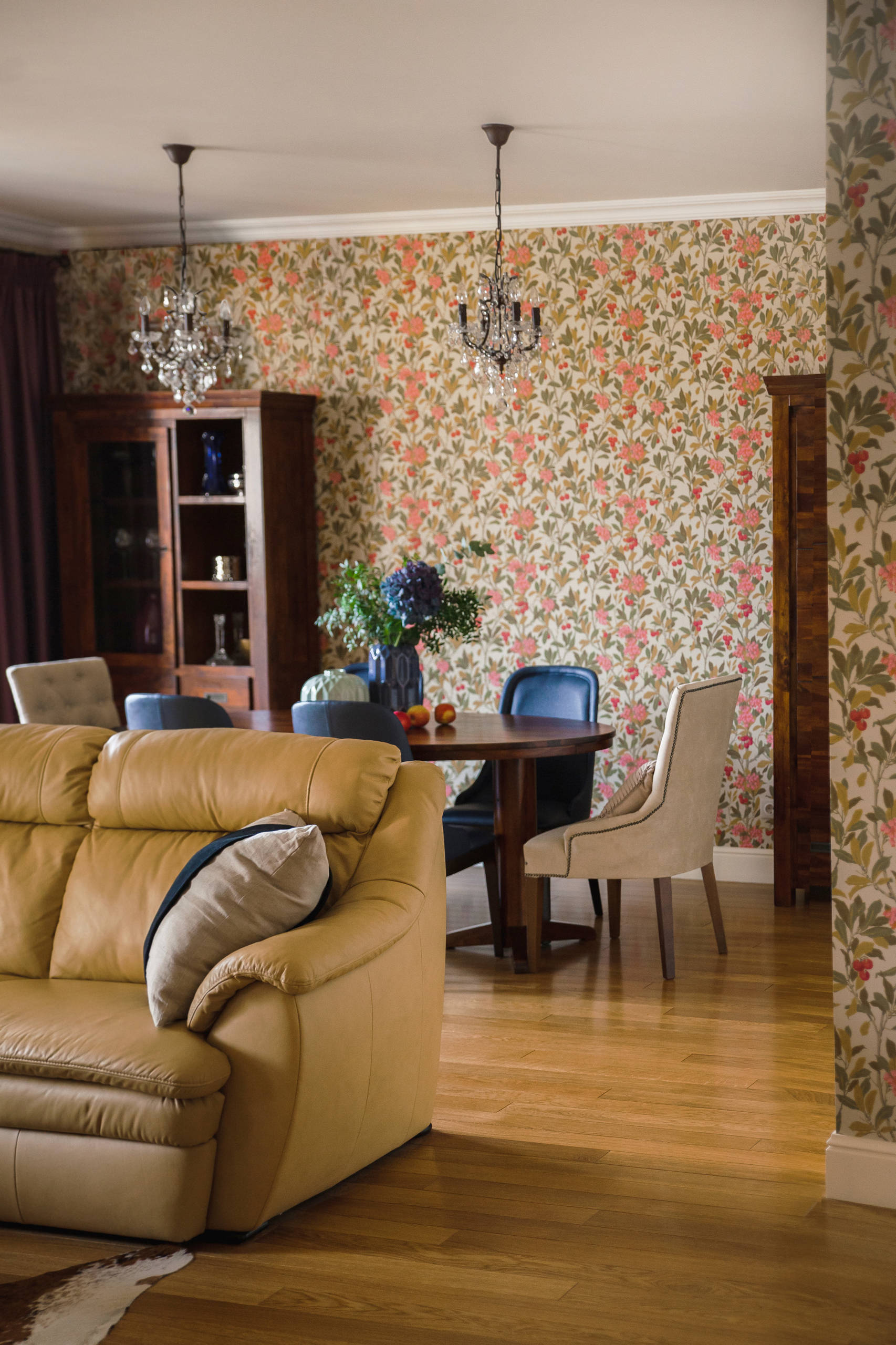 Houzz тур: Квартира с земляничным деревом — в Воронеже