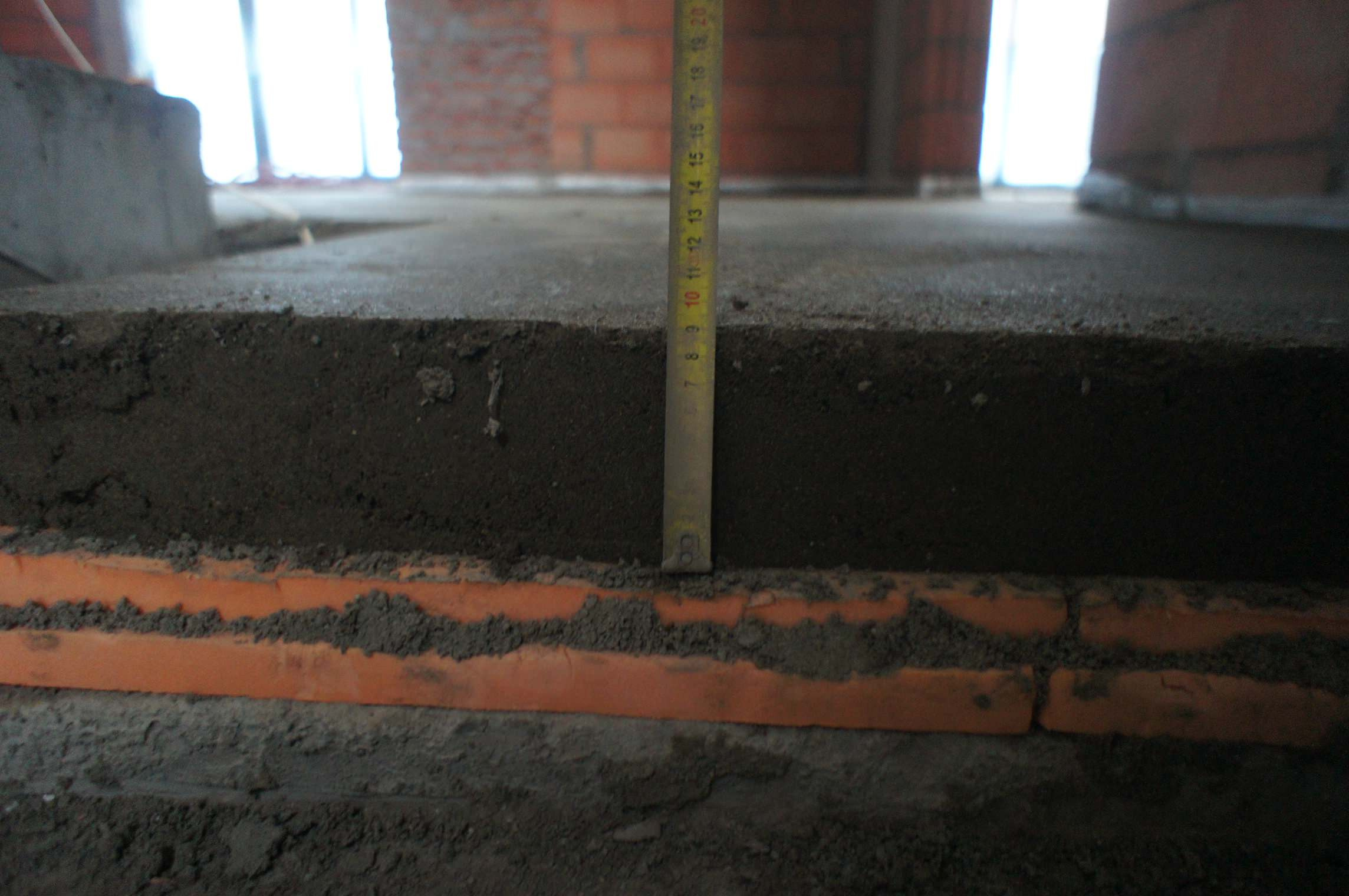 Виды стяжки: Какой способ выравнивания пола лучше