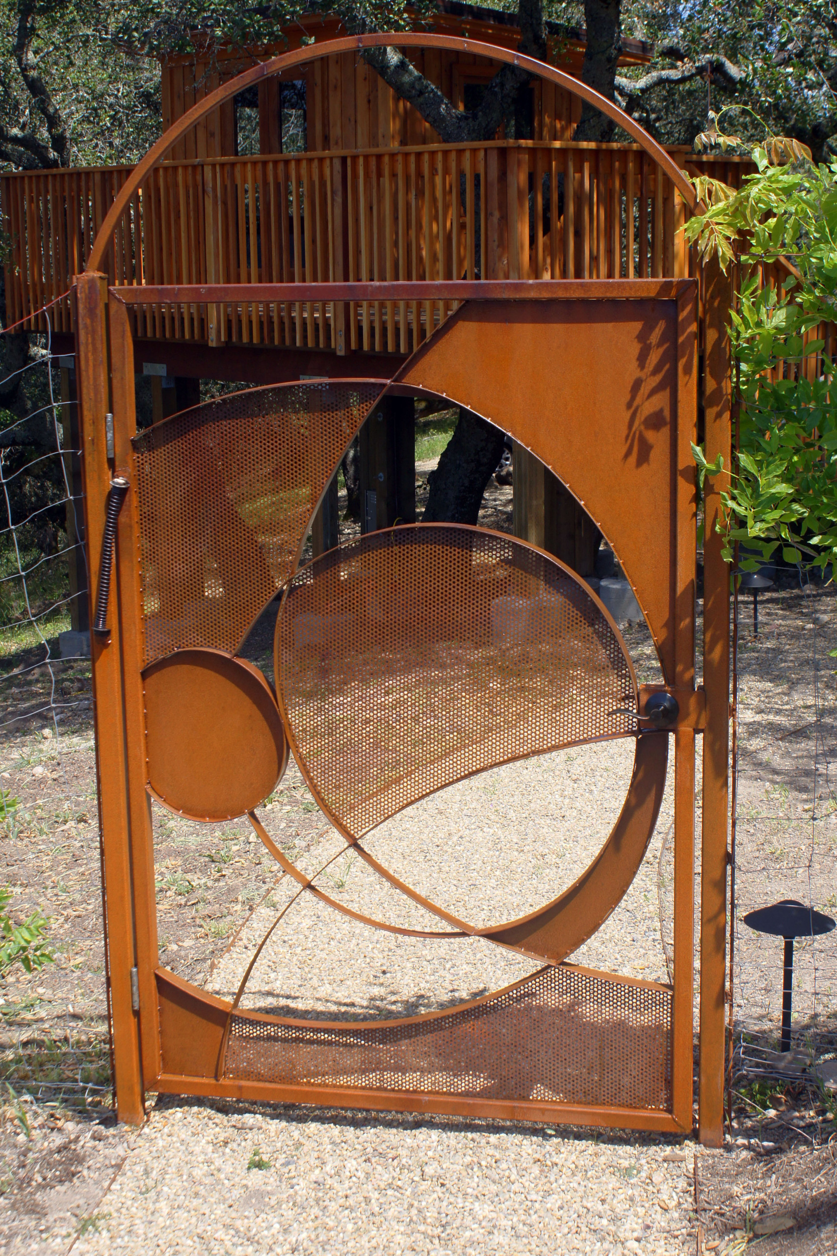 Фотоохота: 91 идея декора для калитки