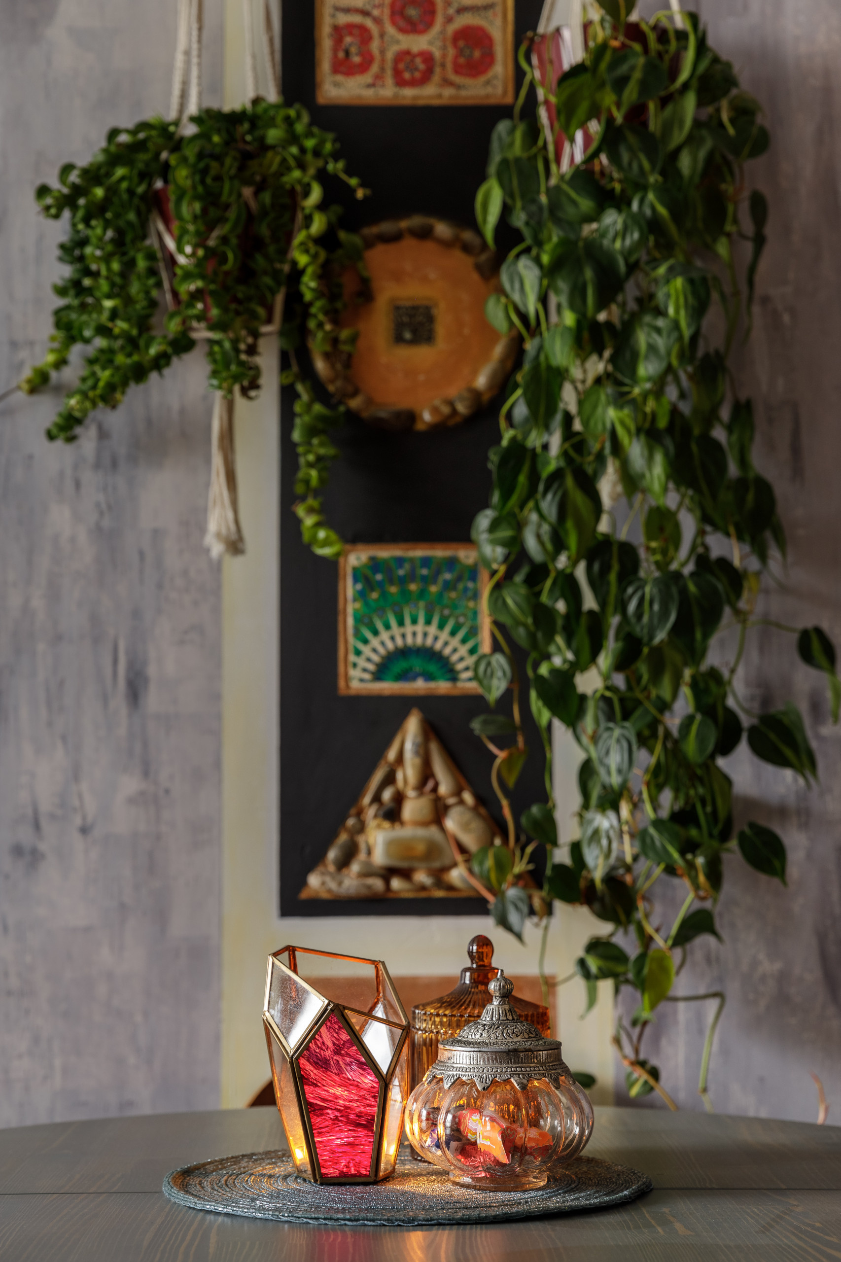 В гостях: «Нарисованный» дом или четыре стихии одного интерьера