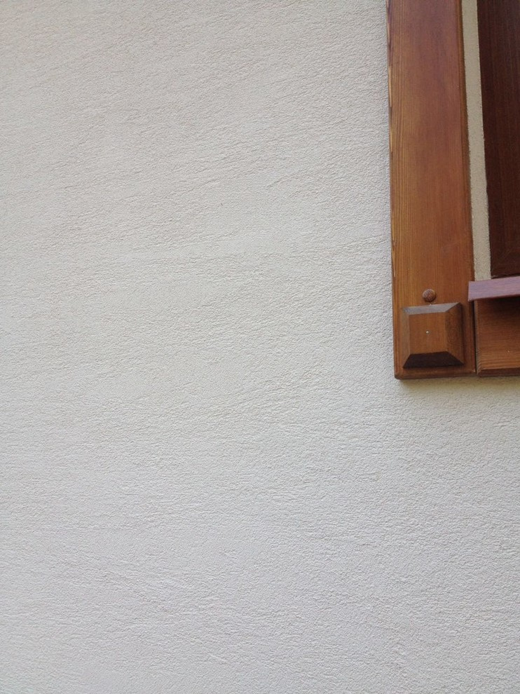 Вопрос: Чем замаскировать кривые стены